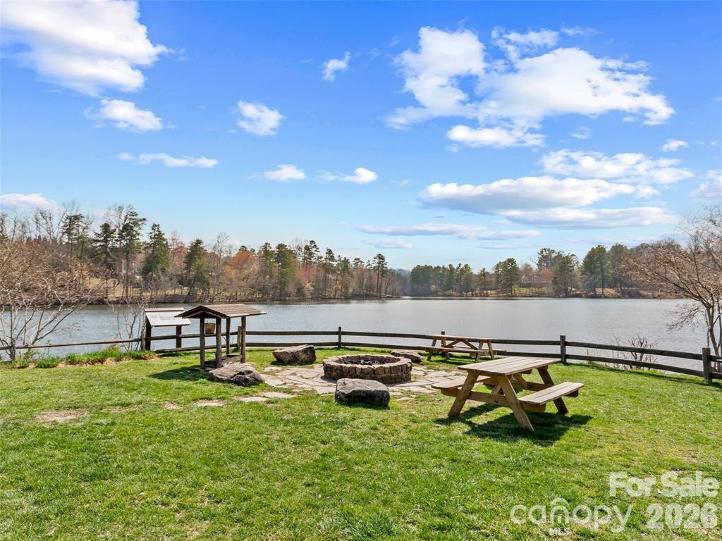 Biltmore Lake - Residential