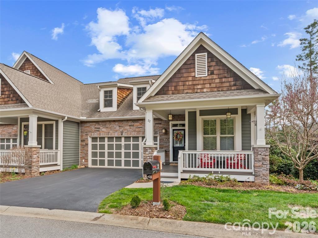 22 S Kaufman Stone Way