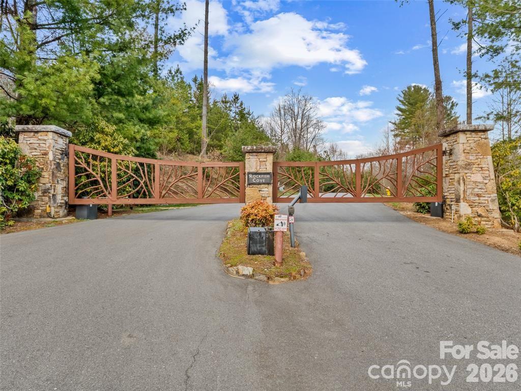 Biltmore Lake - Residential