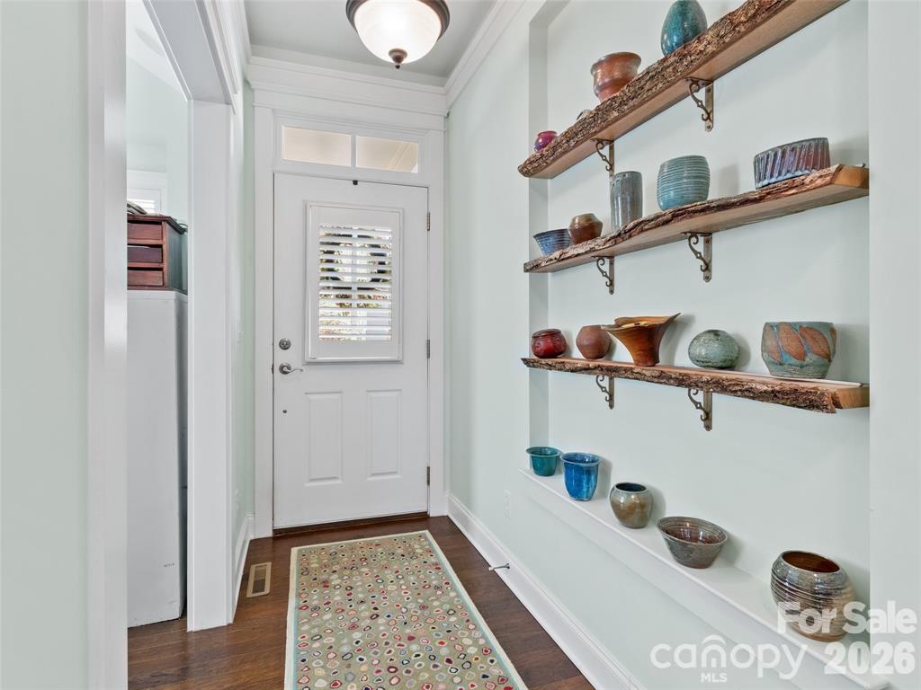 22 S Kaufman Stone Way