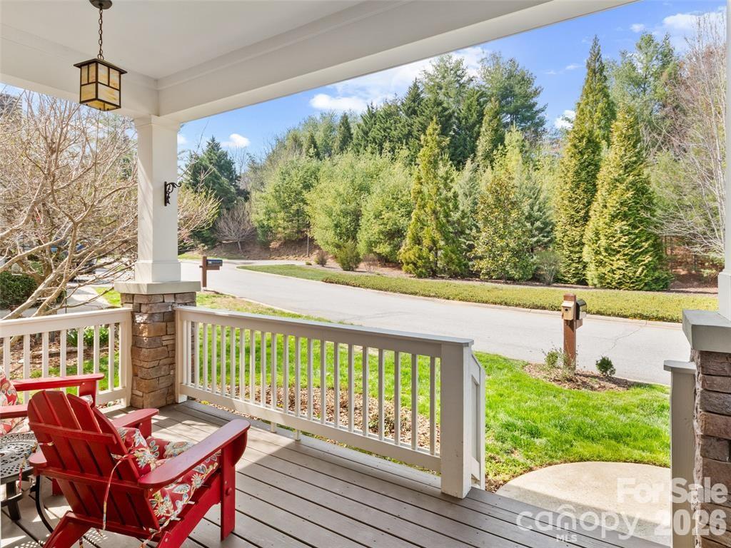 22 S Kaufman Stone Way