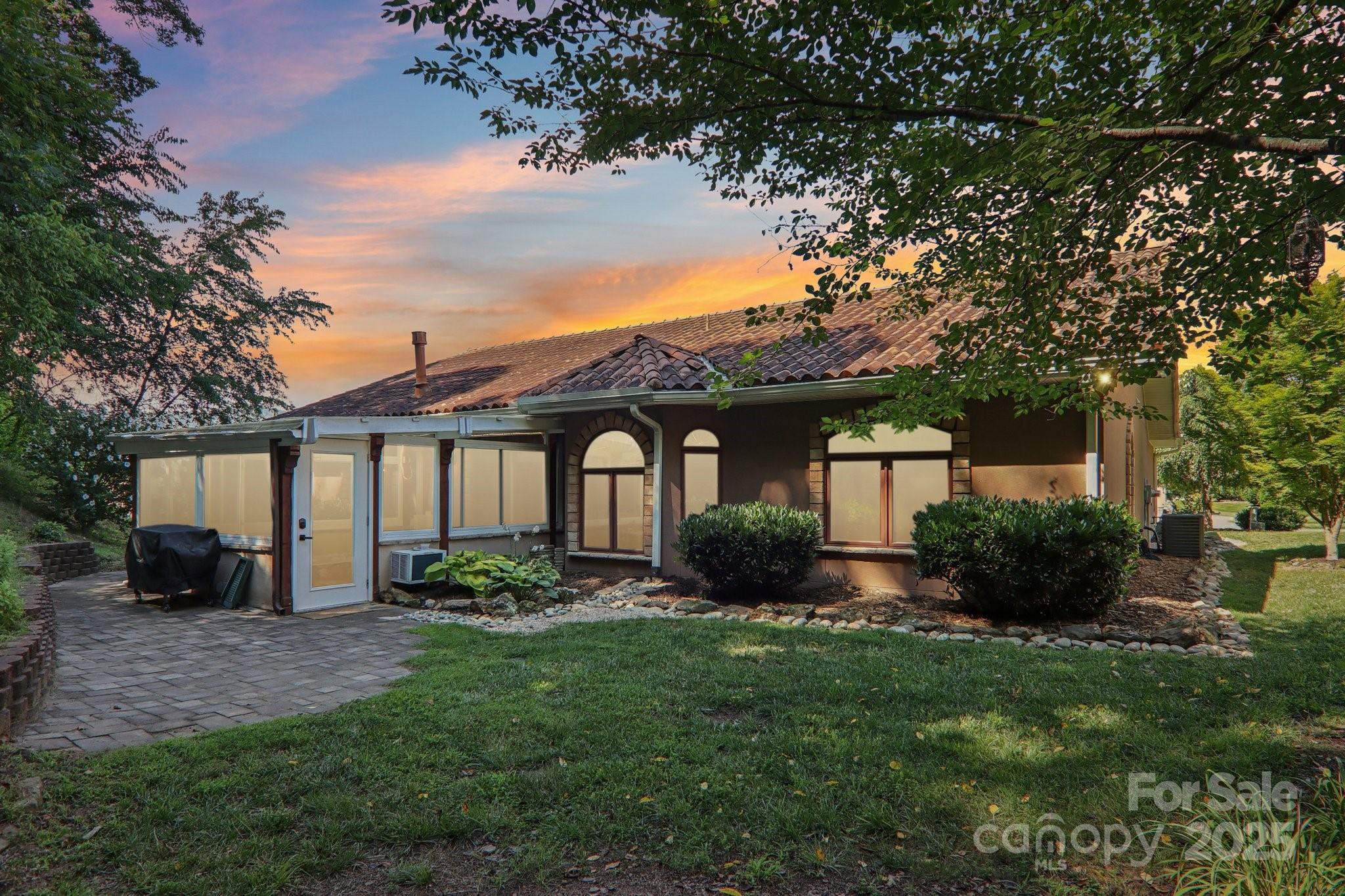 26 Ocaso Drive