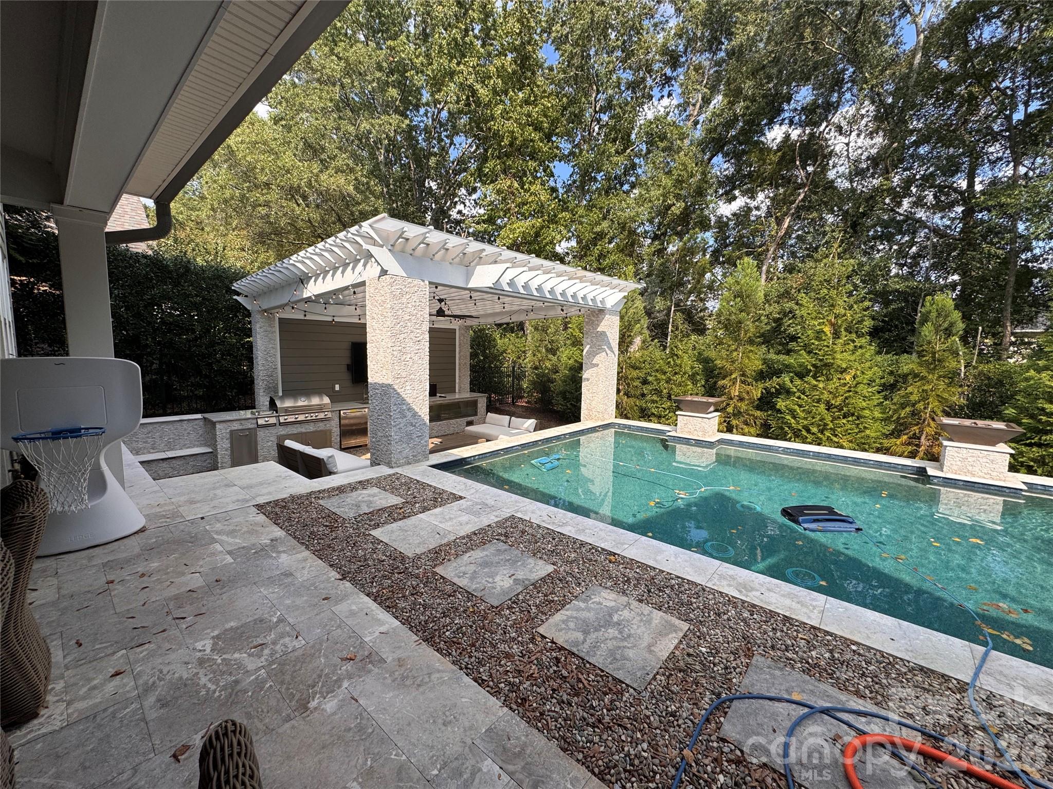 8916 Blakeney Drive