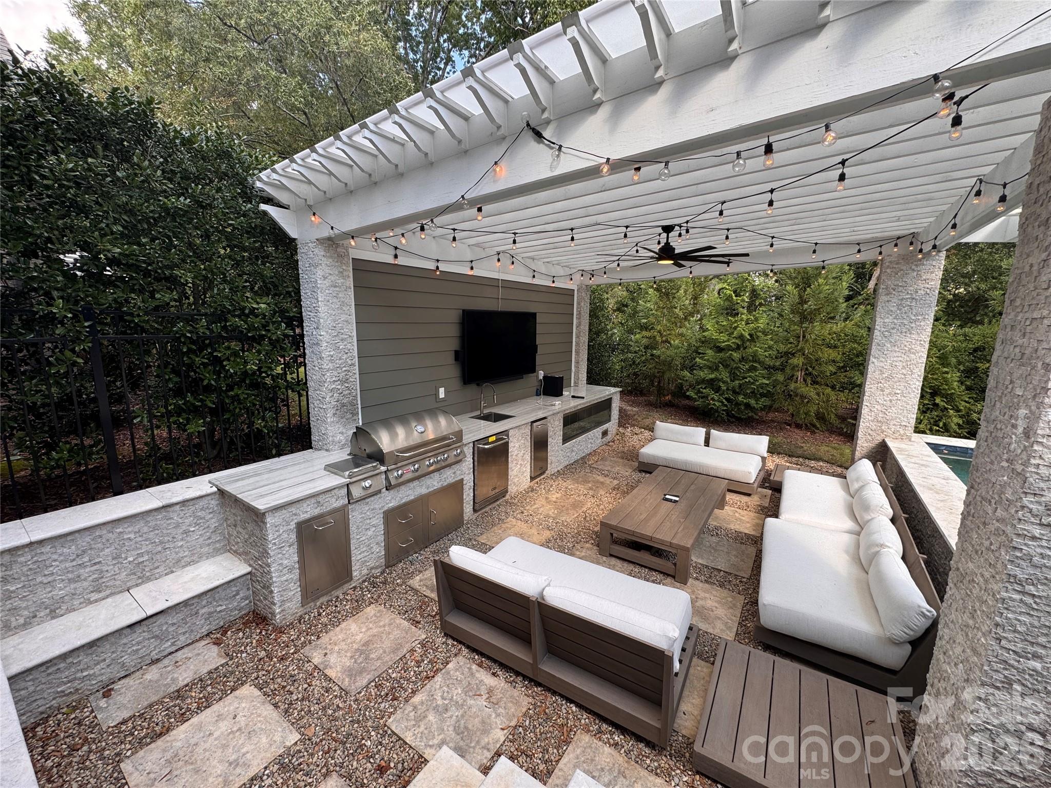 8916 Blakeney Drive