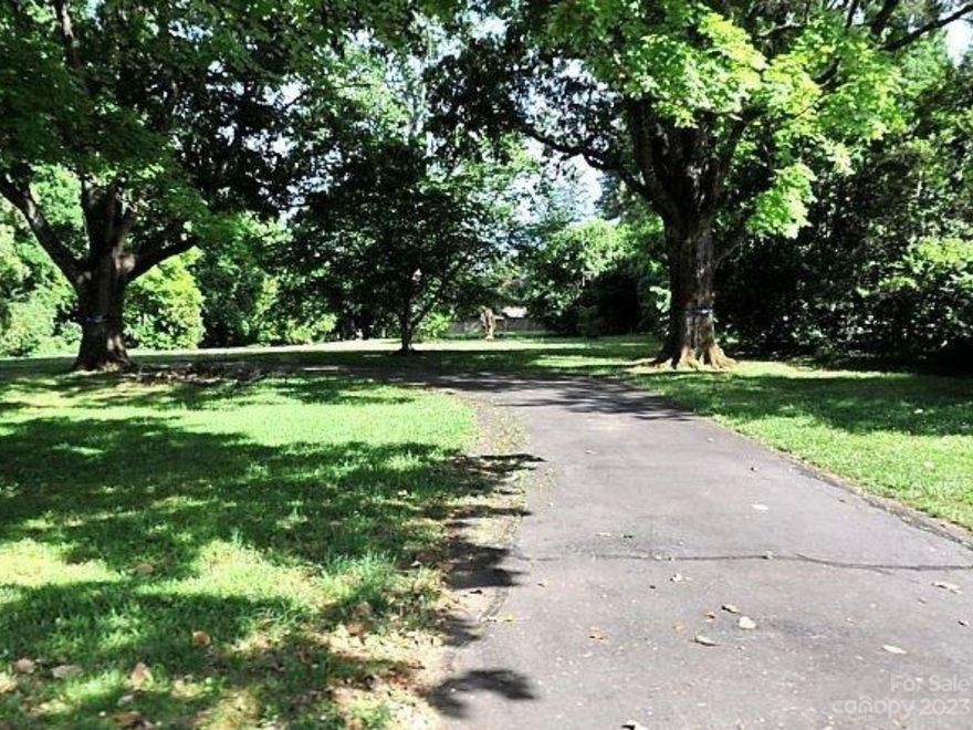 Beautiful level lot in Foxcroft. 1.3 acres, builder allowed for buy out clause, entered in for comp purposes. Minimum sqft to build was not determined at this time.