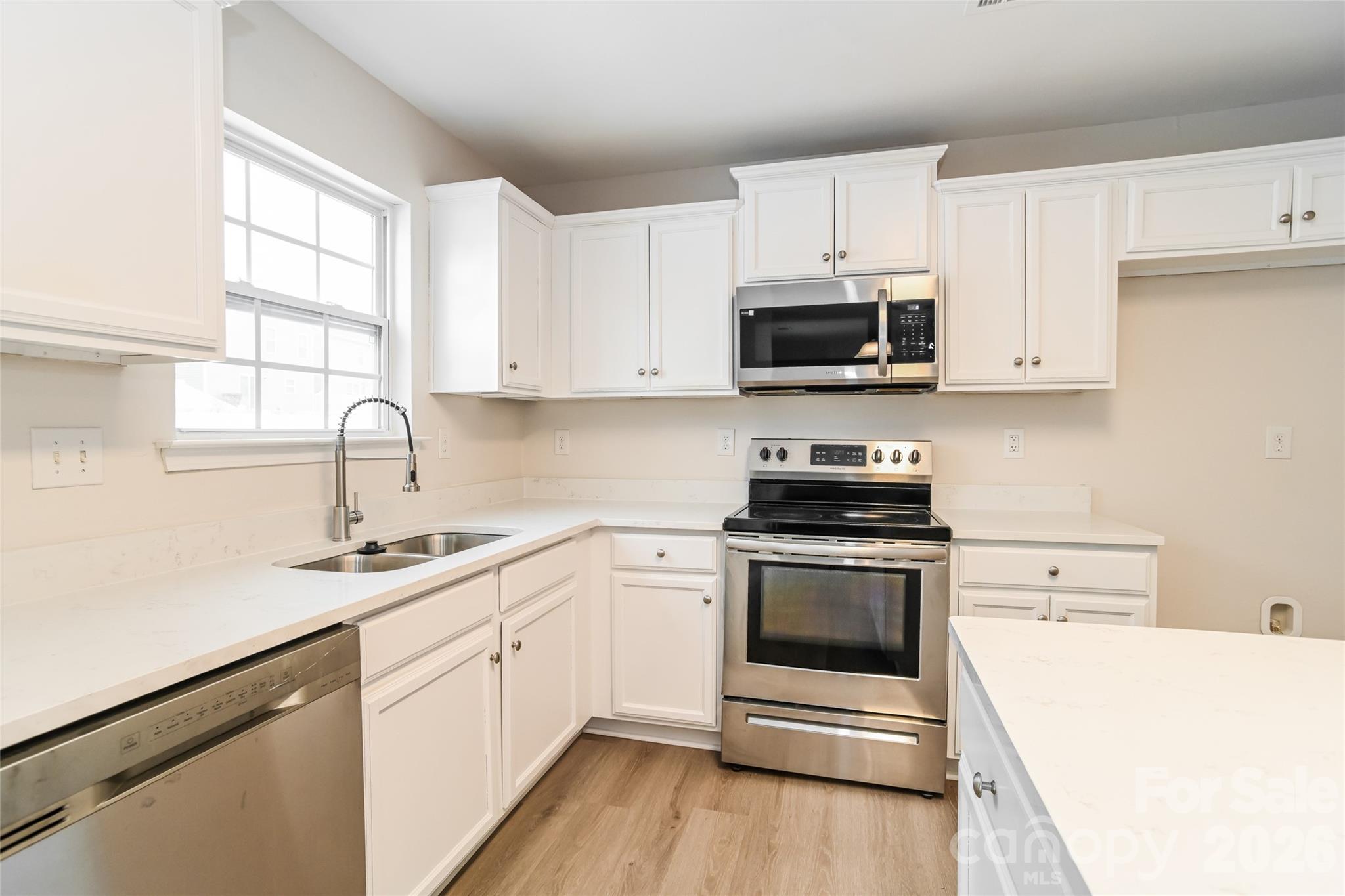 Apple Creek Village - Residential