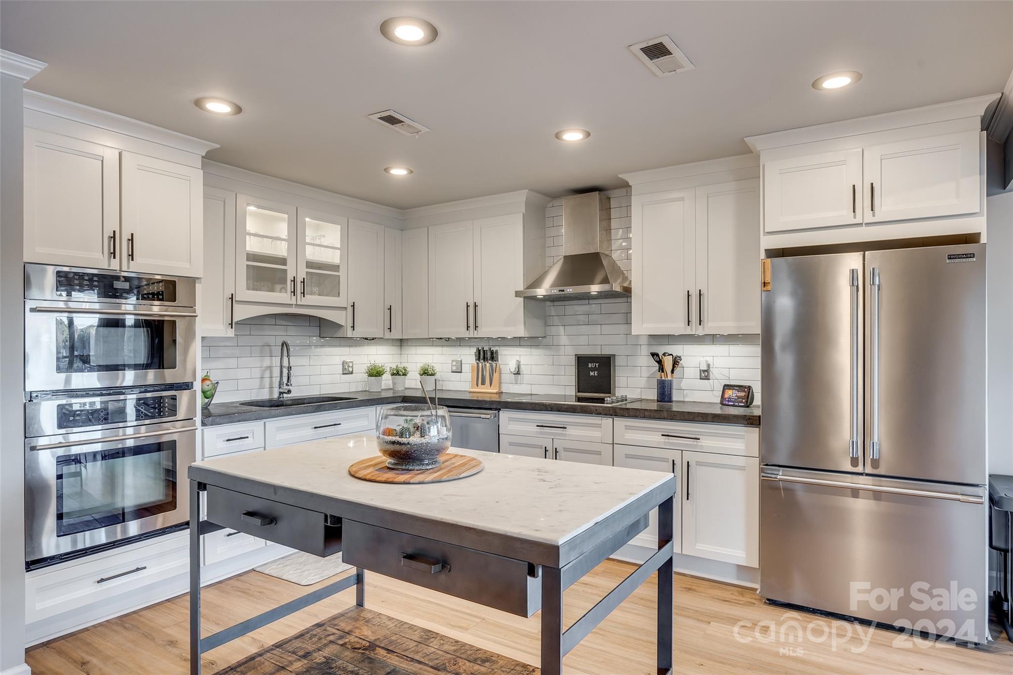 Tega Cay - Residential