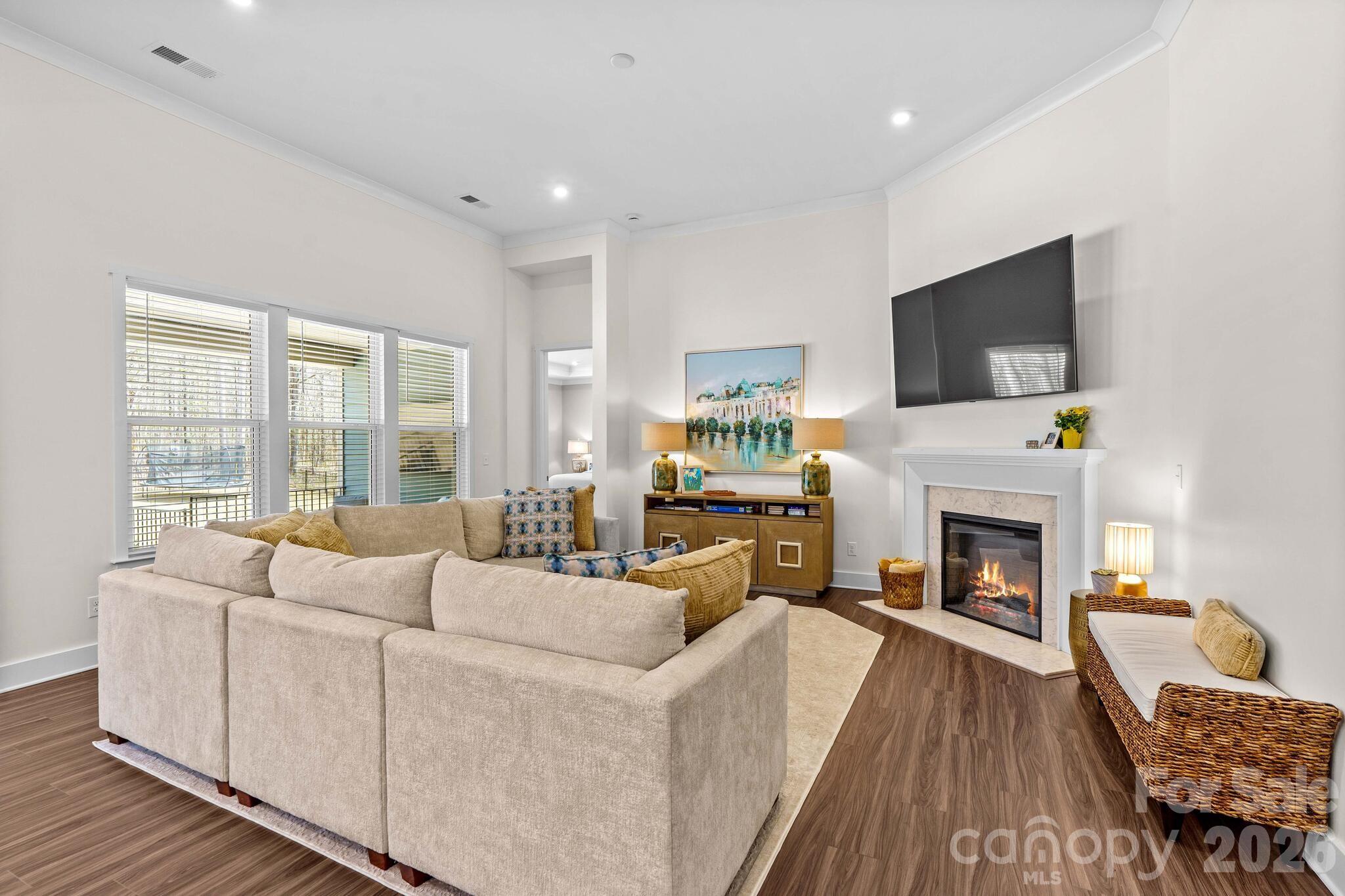 Crescent Vistas - Residential