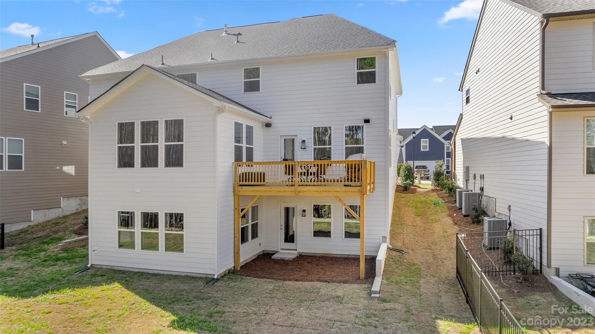 Paddlers Cove - Residential