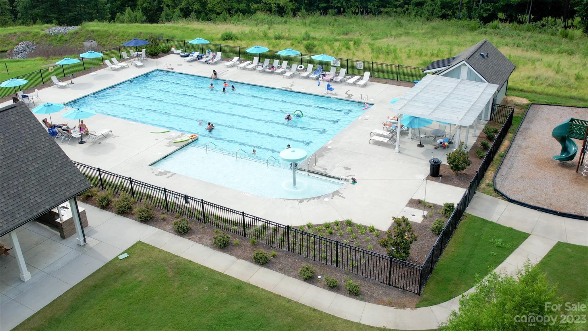 Paddlers Cove - Residential