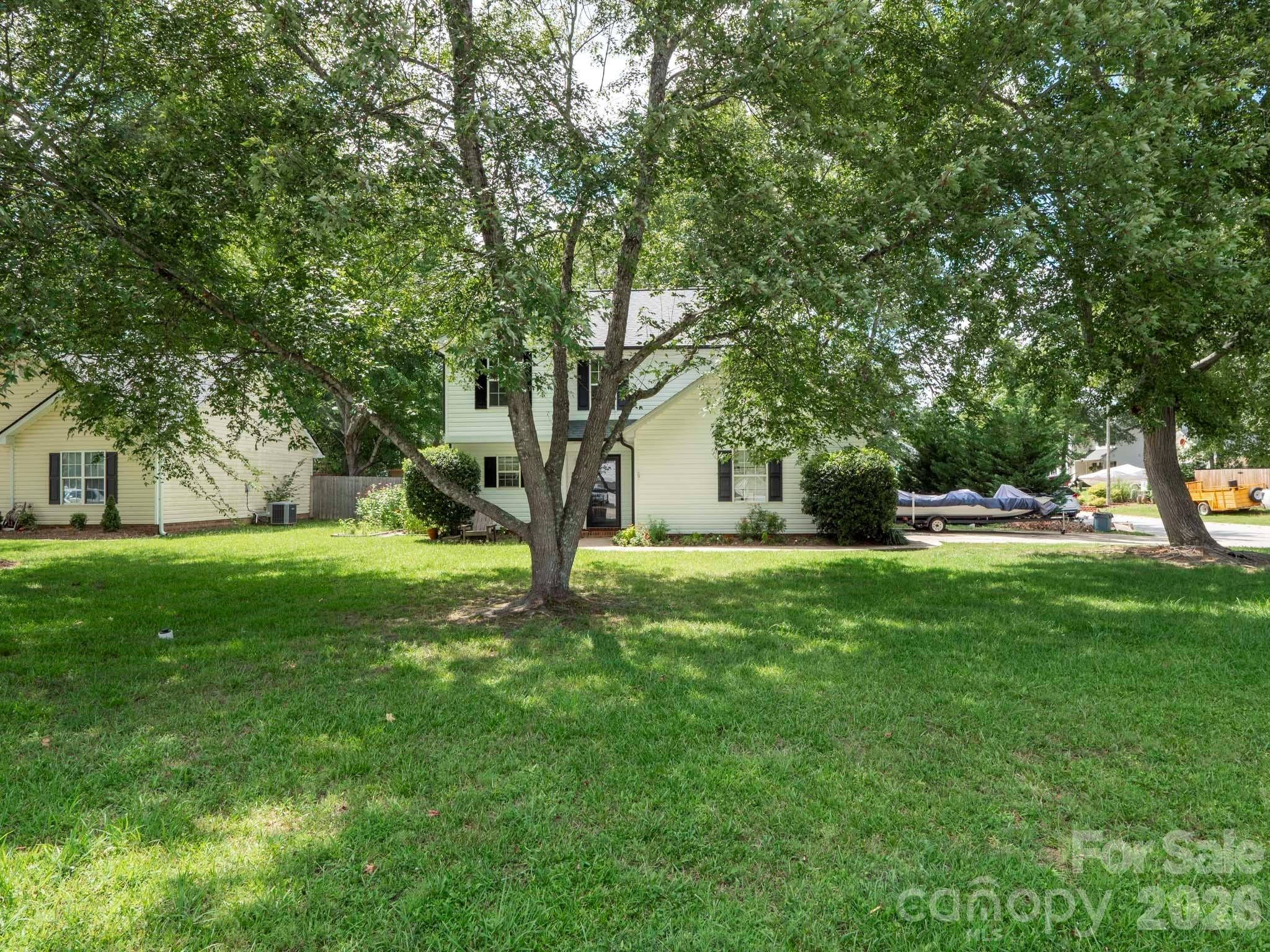 3015 Queensdale Drive