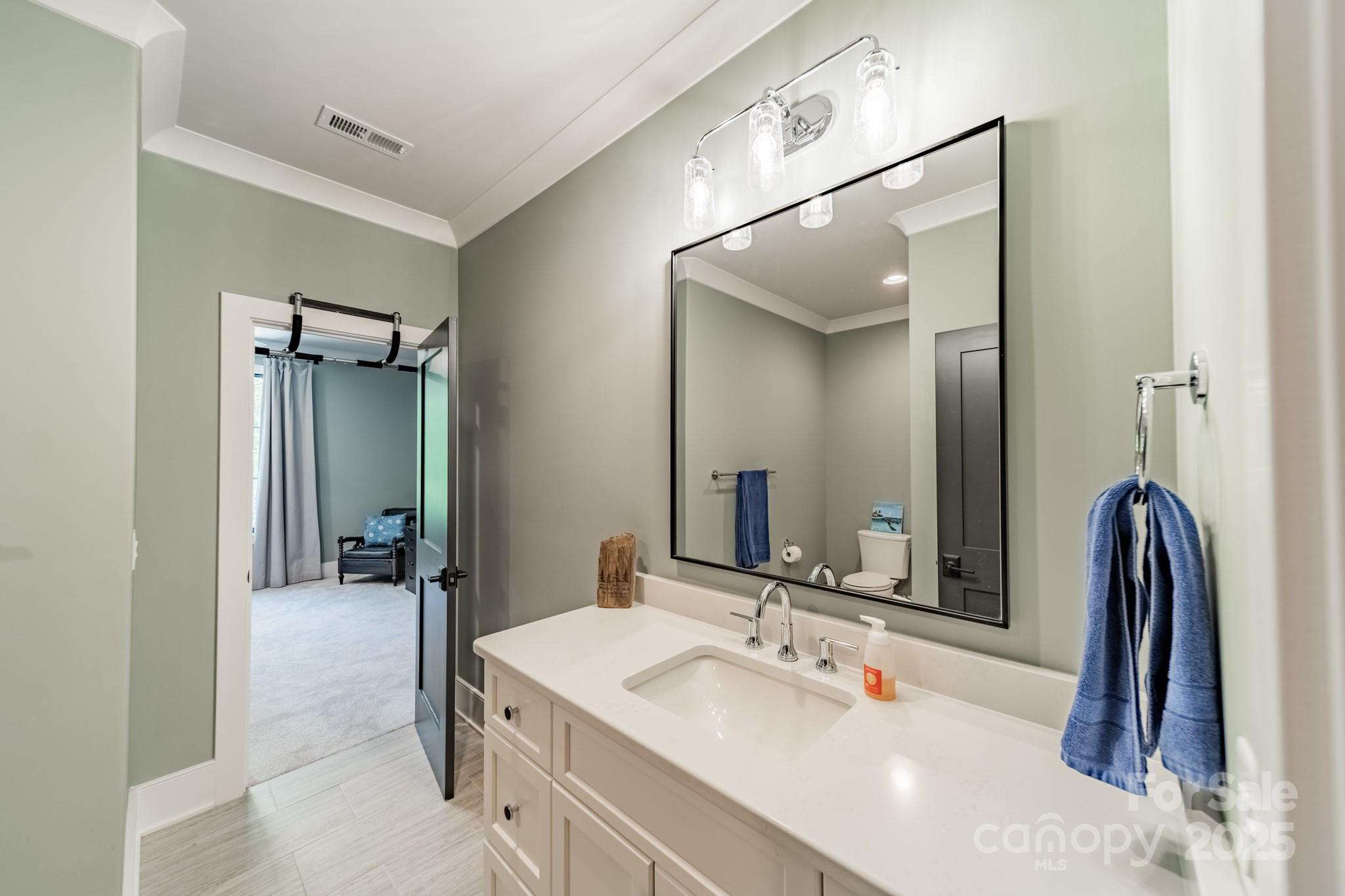 Narrow Passage - Residential