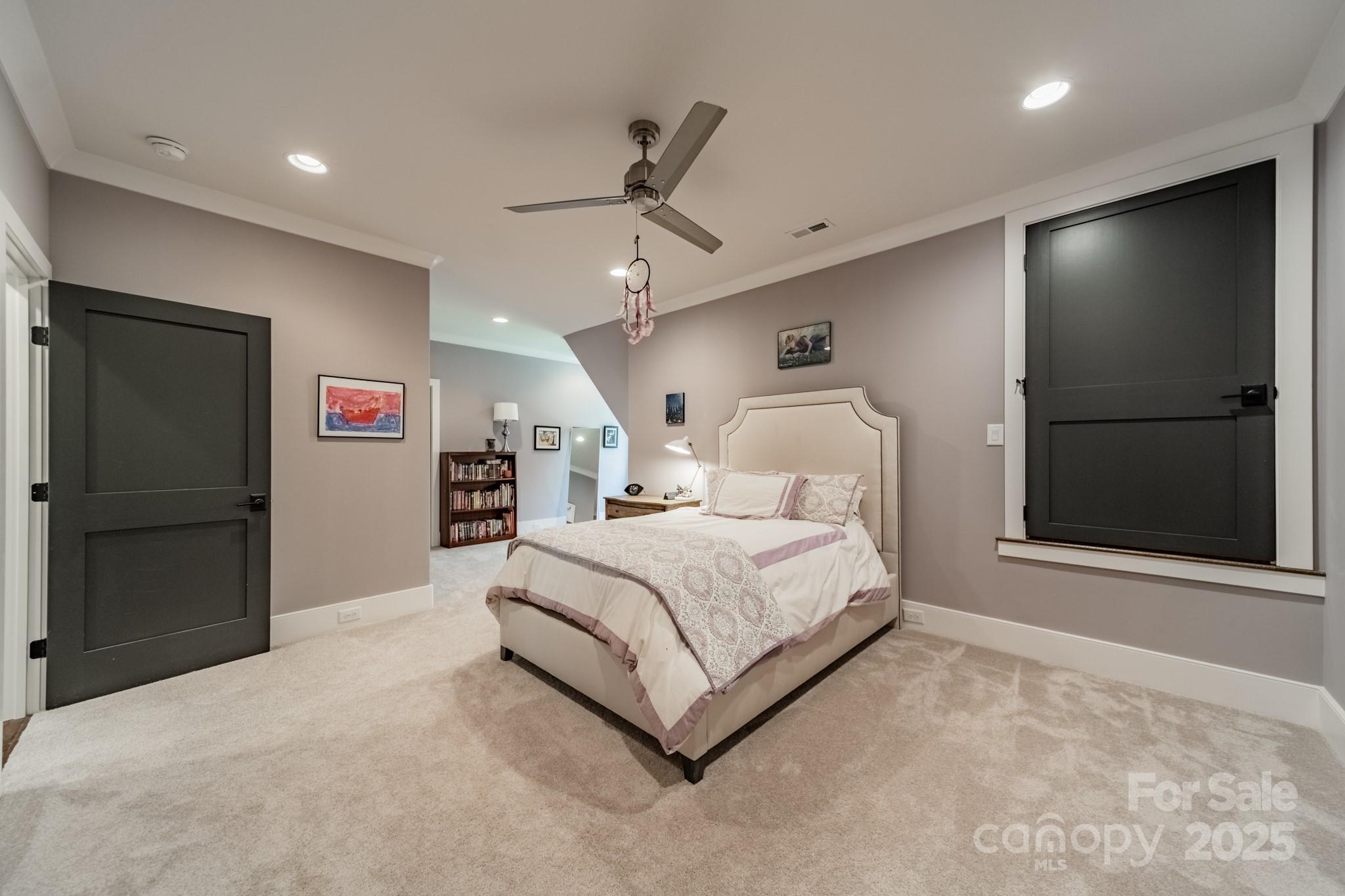 Narrow Passage - Residential