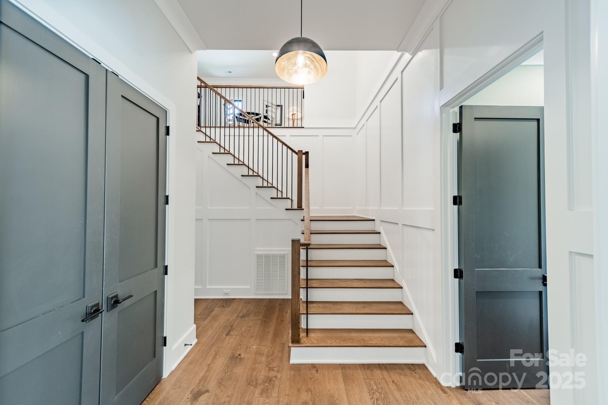 Narrow Passage - Residential