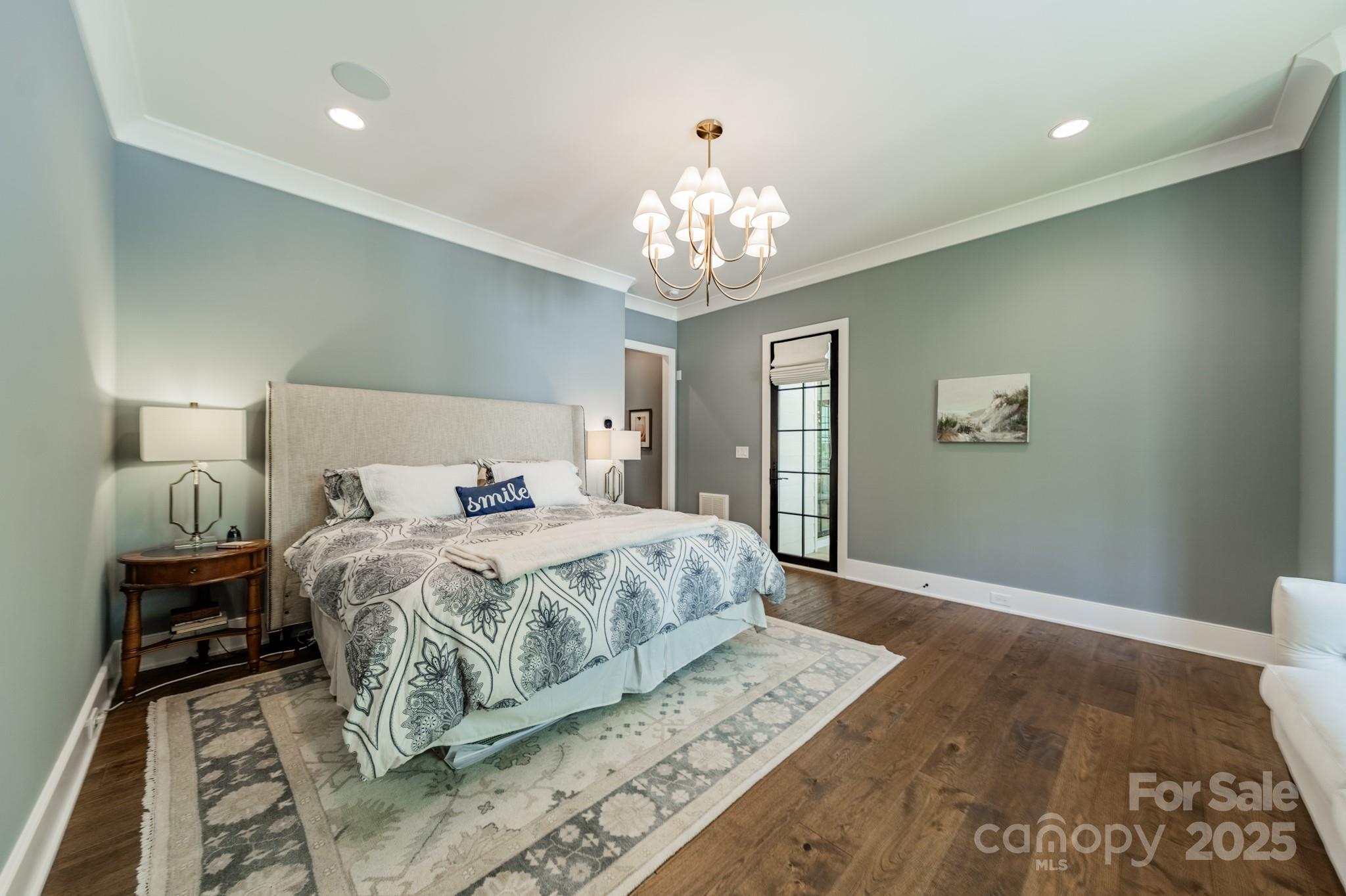 Narrow Passage - Residential