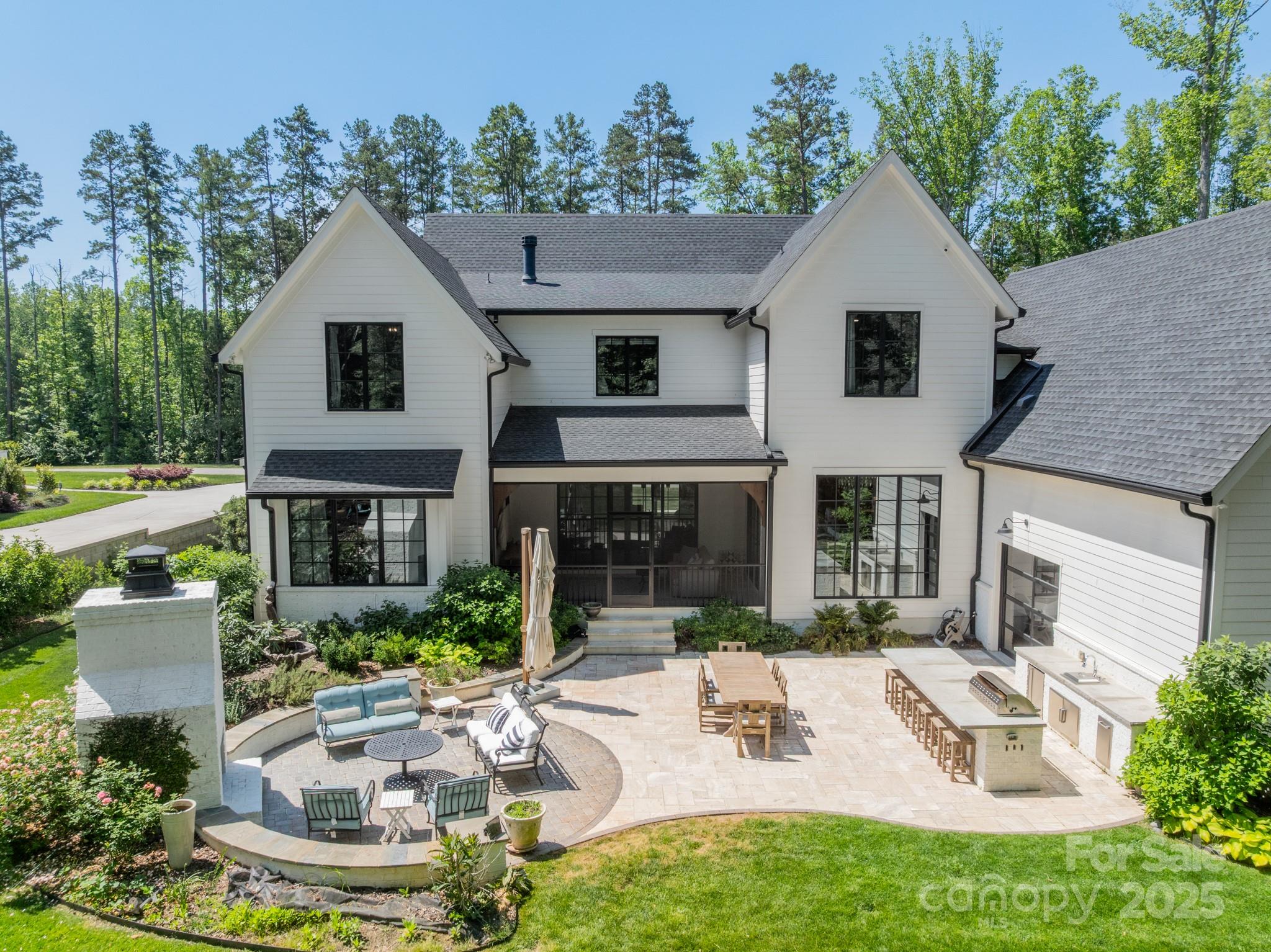 Narrow Passage - Residential