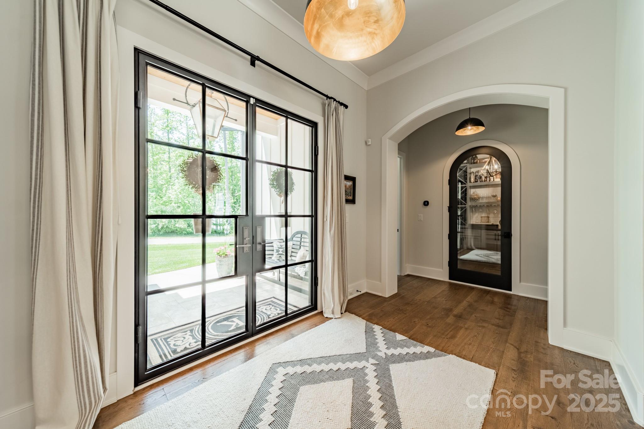 Narrow Passage - Residential