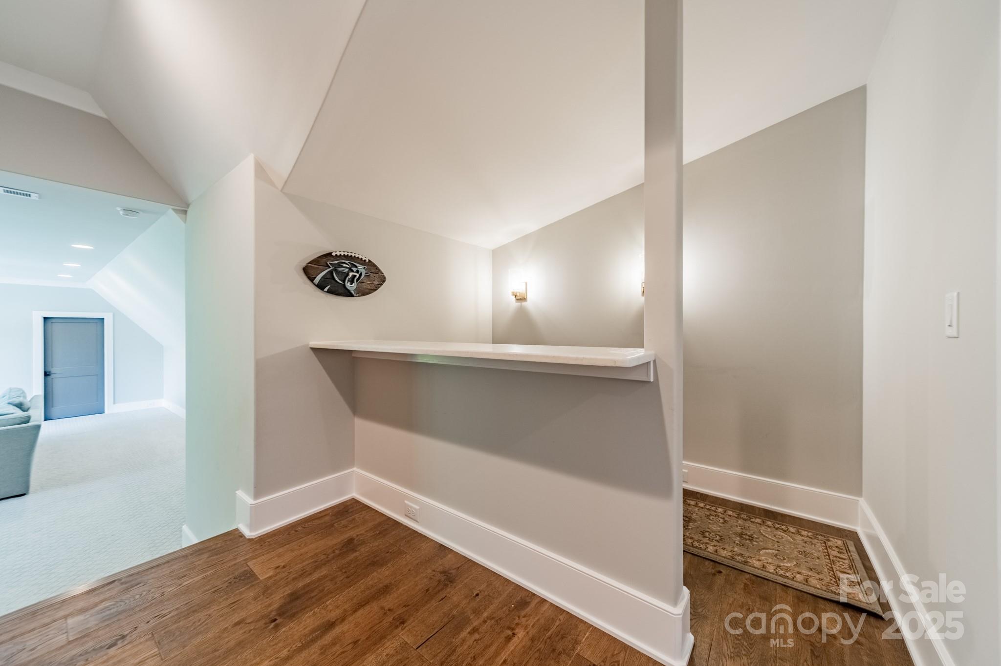 Narrow Passage - Residential