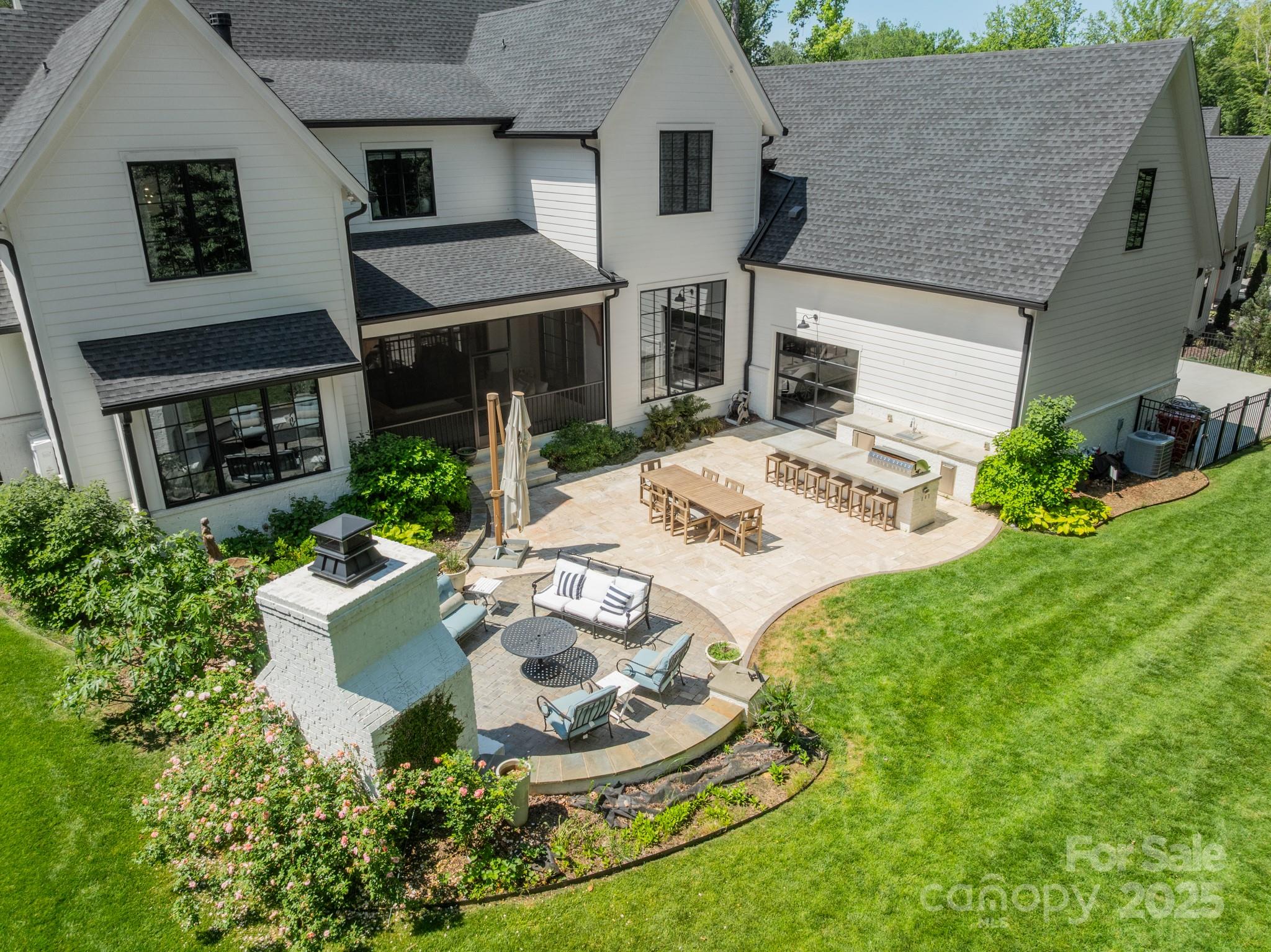 Narrow Passage - Residential