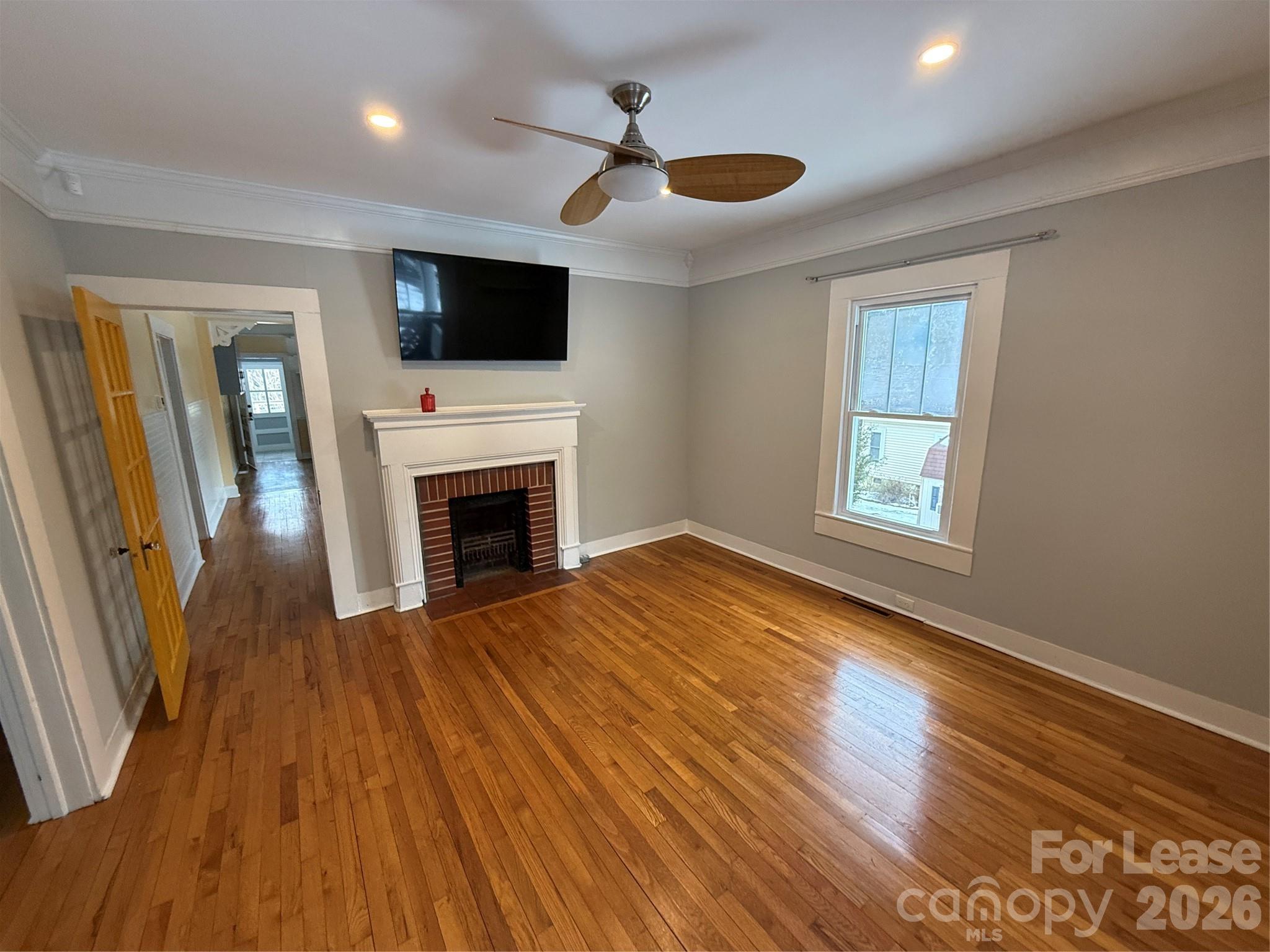 318 N Academy Street