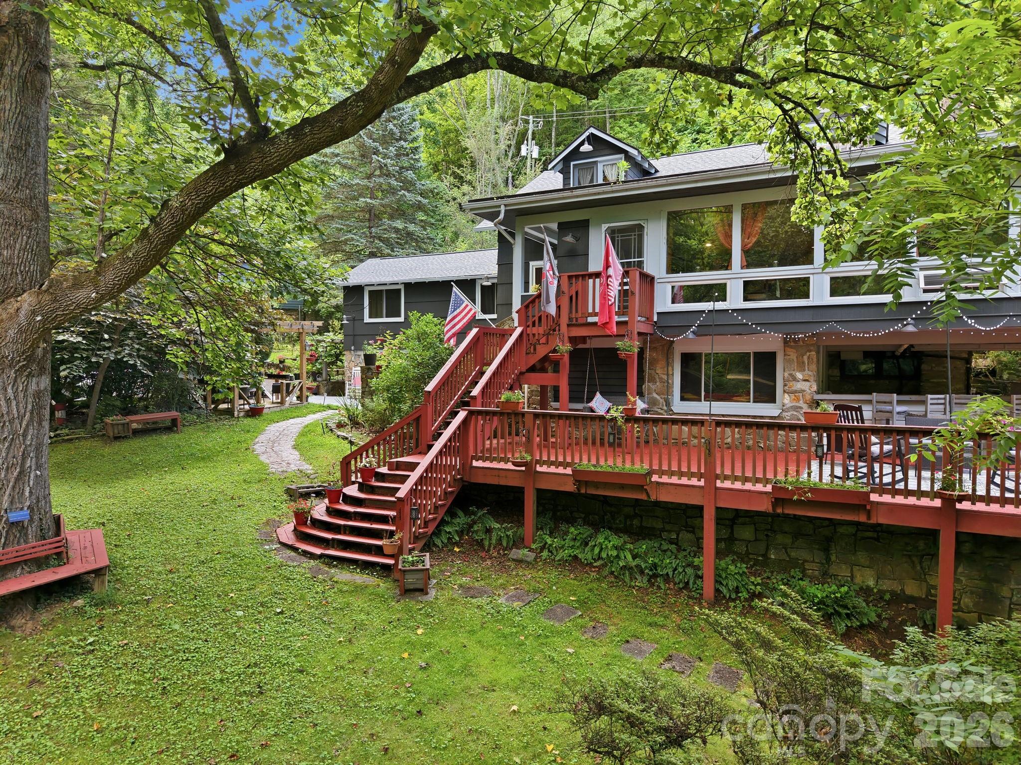 146 Chestnut Walk Drive, Waynesville, NC, 28786