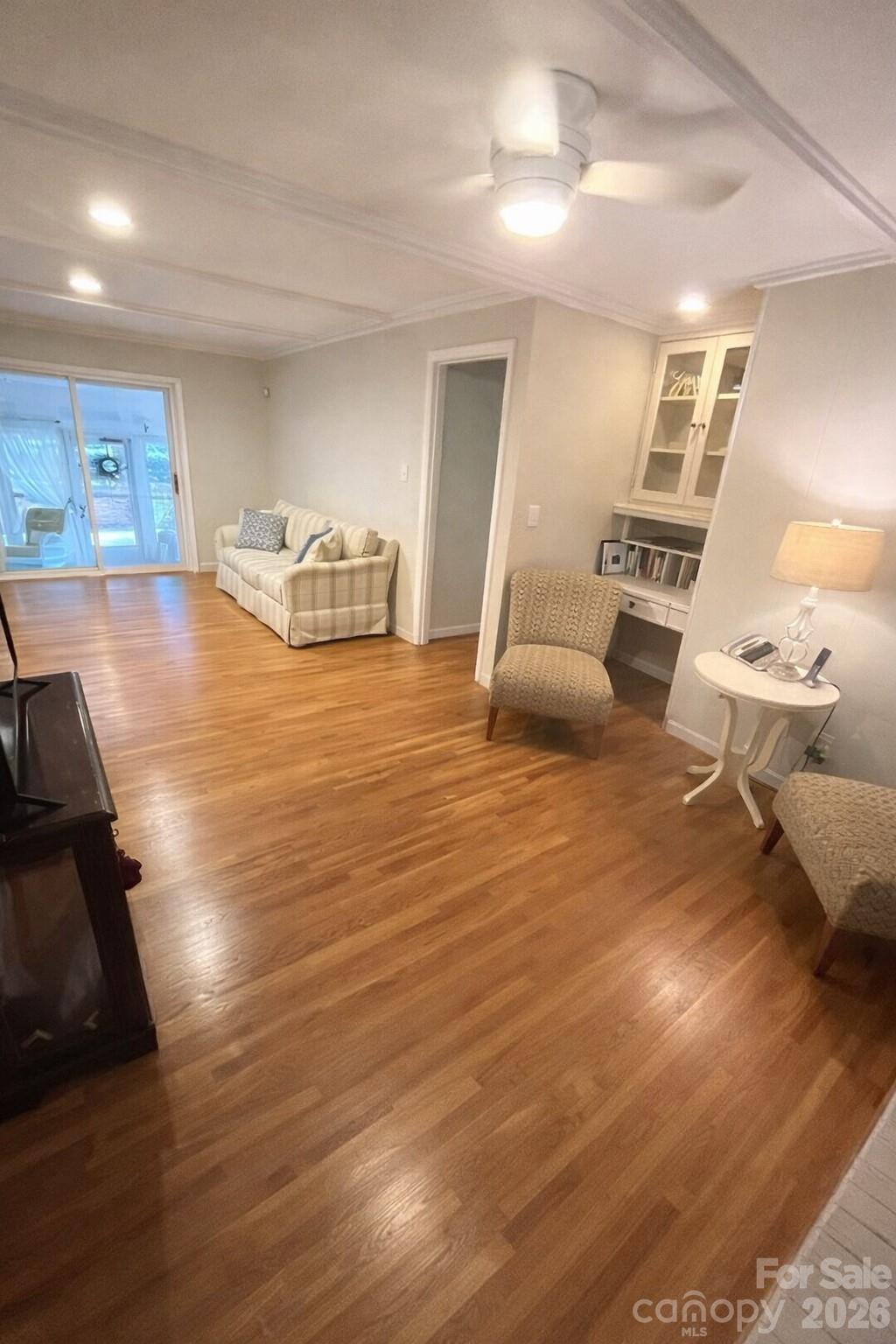 2800 Spring Valley Road