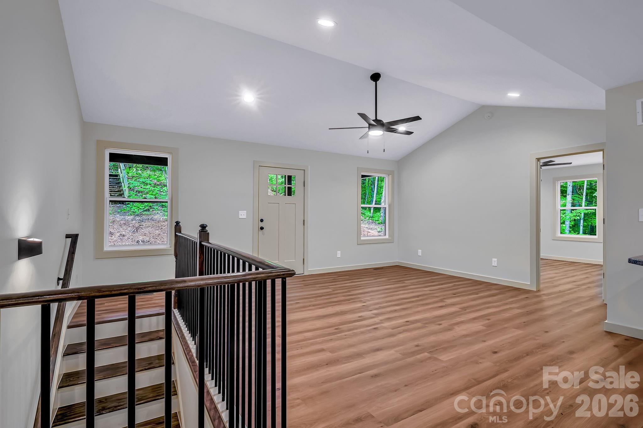 1282 Old Country Road 36