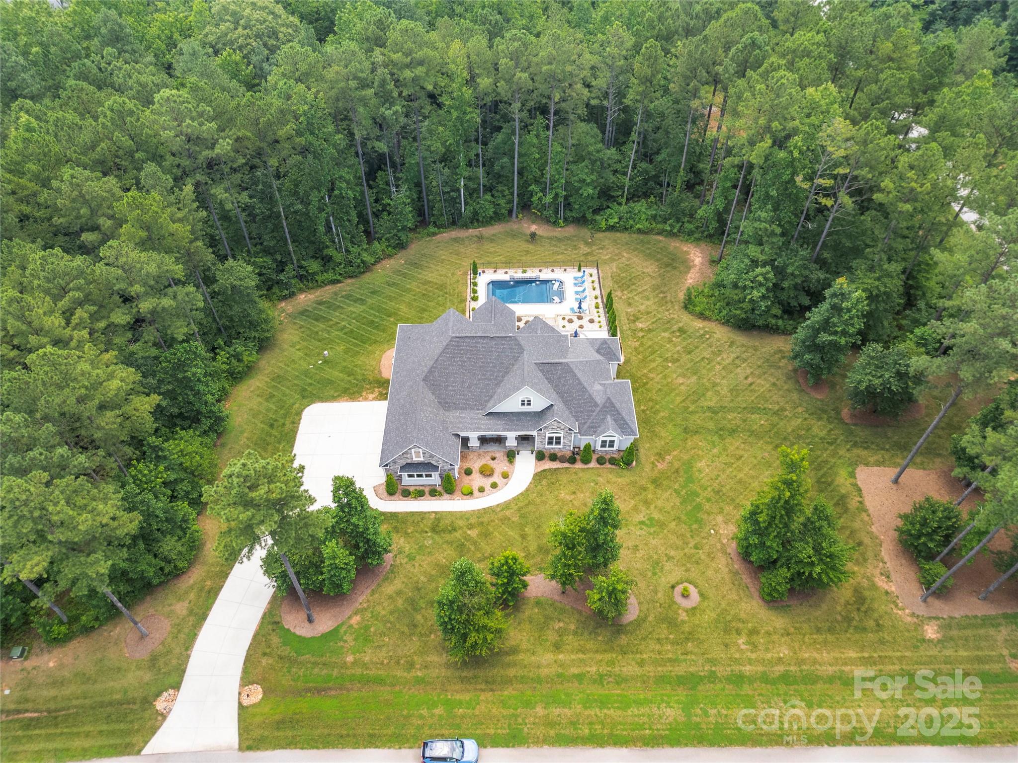 650 Top Ridge Lane
