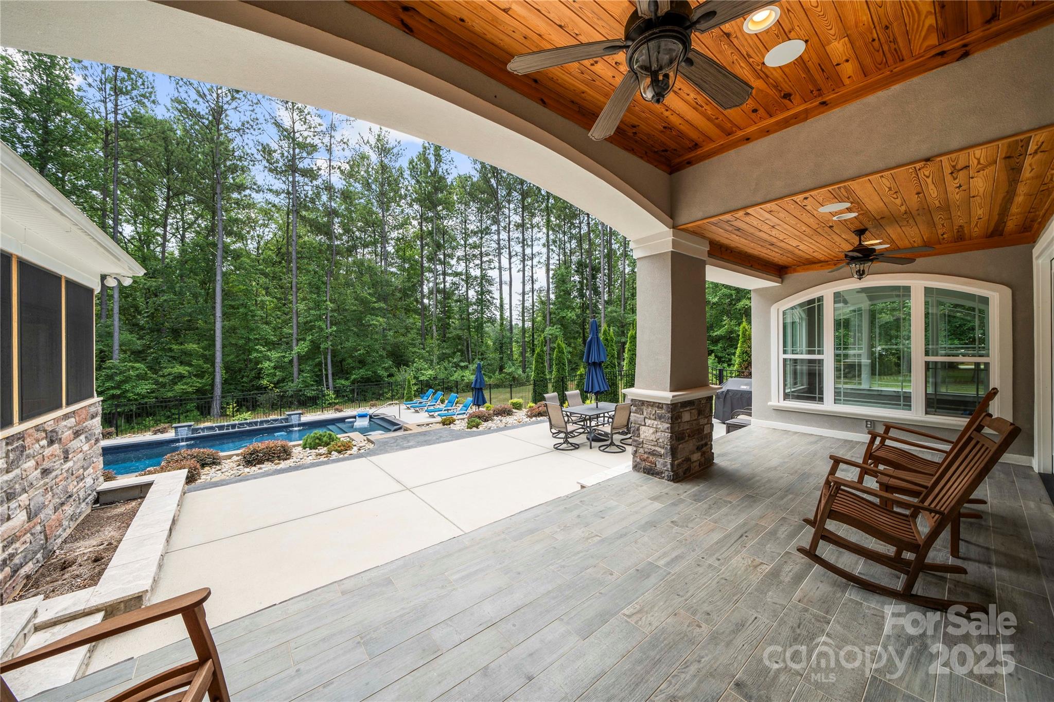 Henrys Glen - Residential