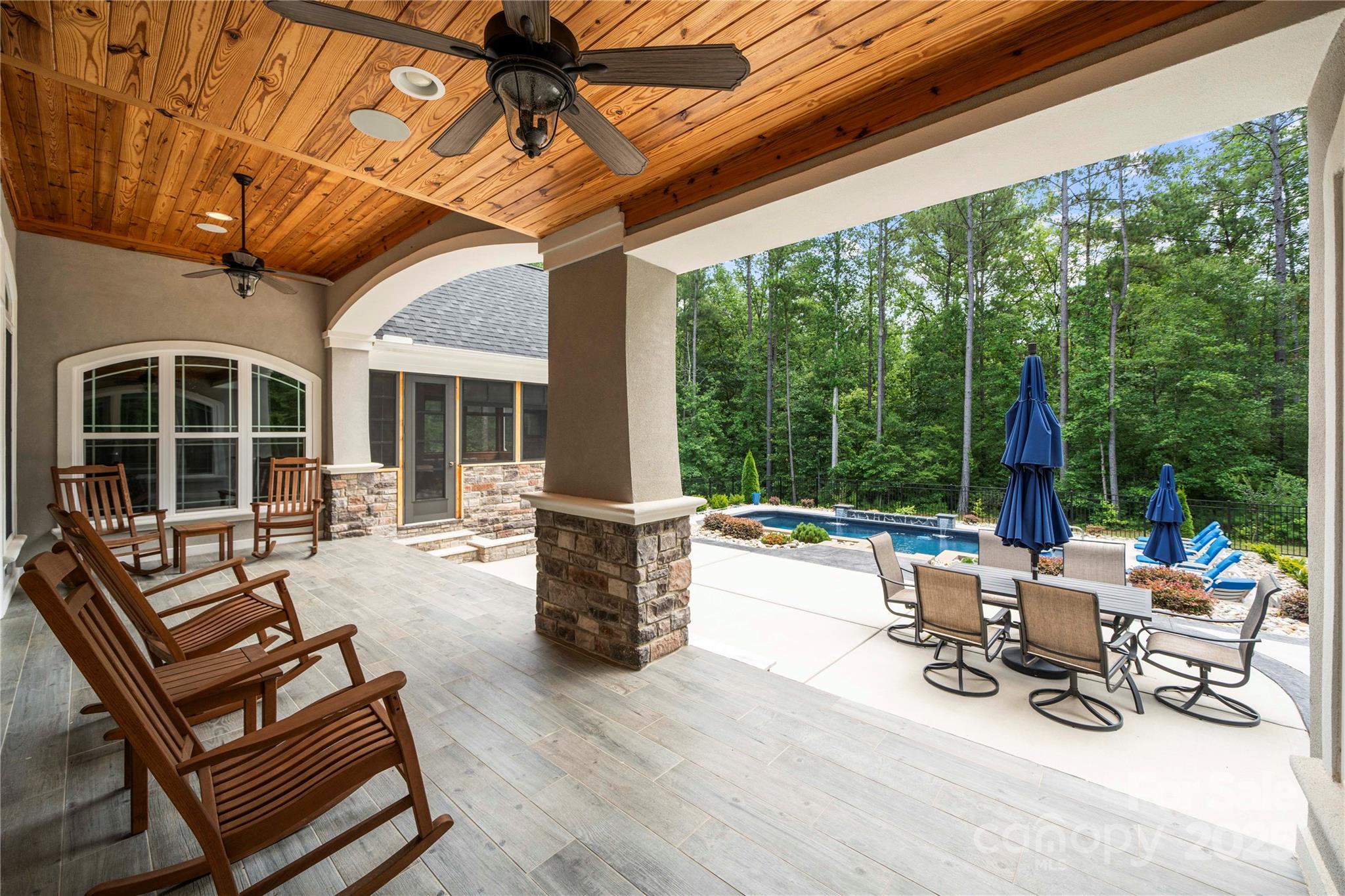 Henrys Glen - Residential