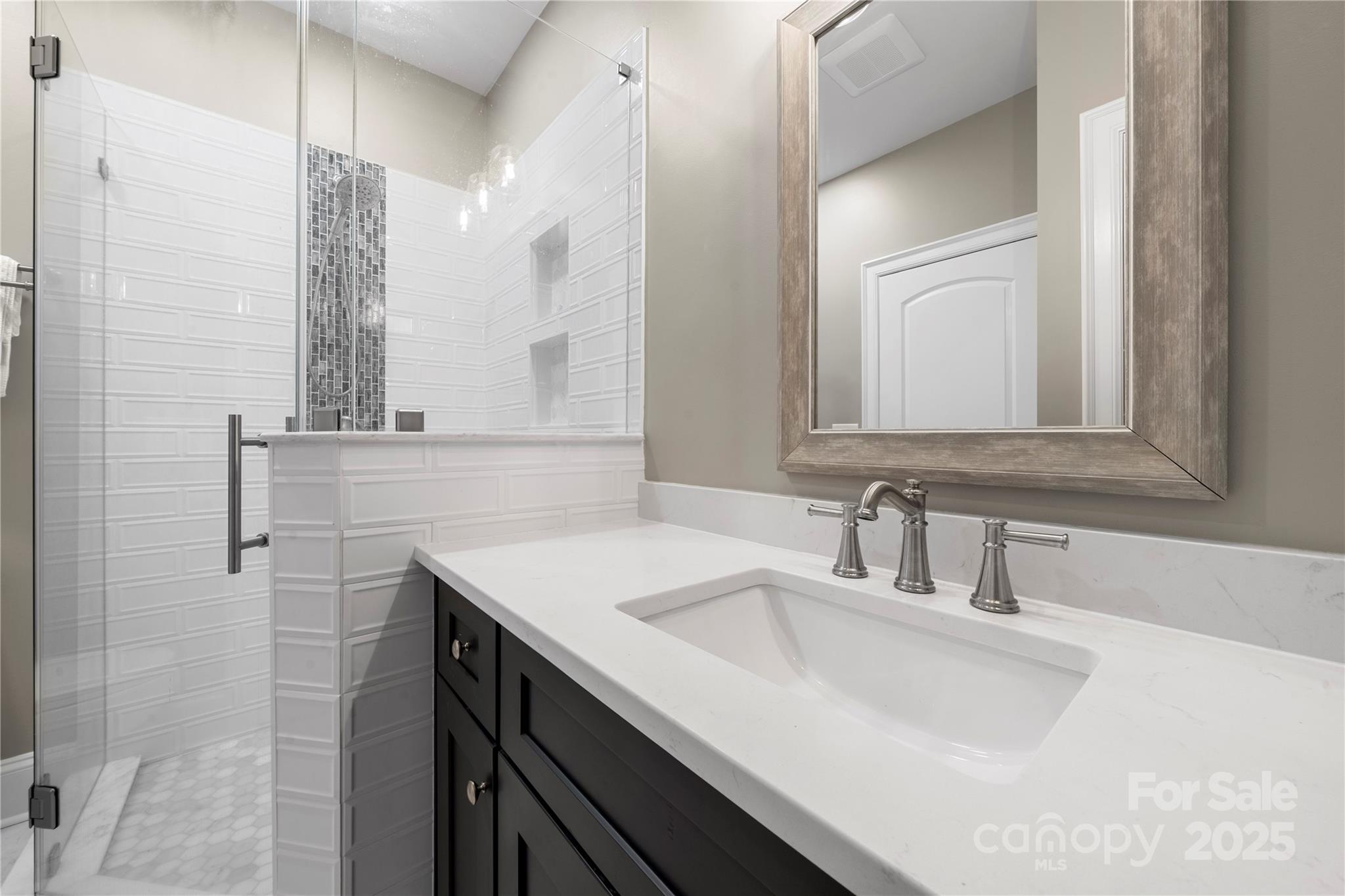 Henrys Glen - Residential