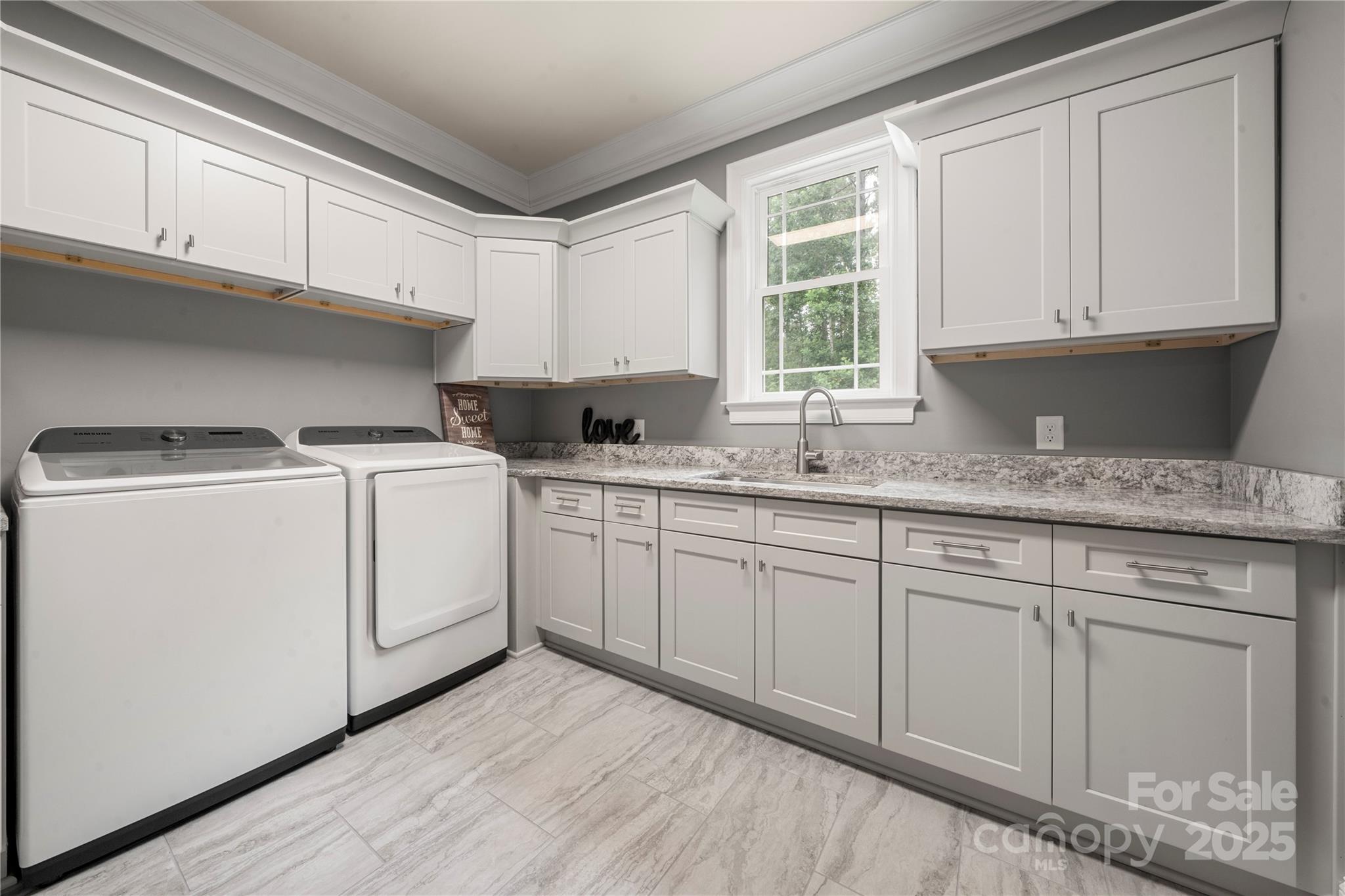 Henrys Glen - Residential