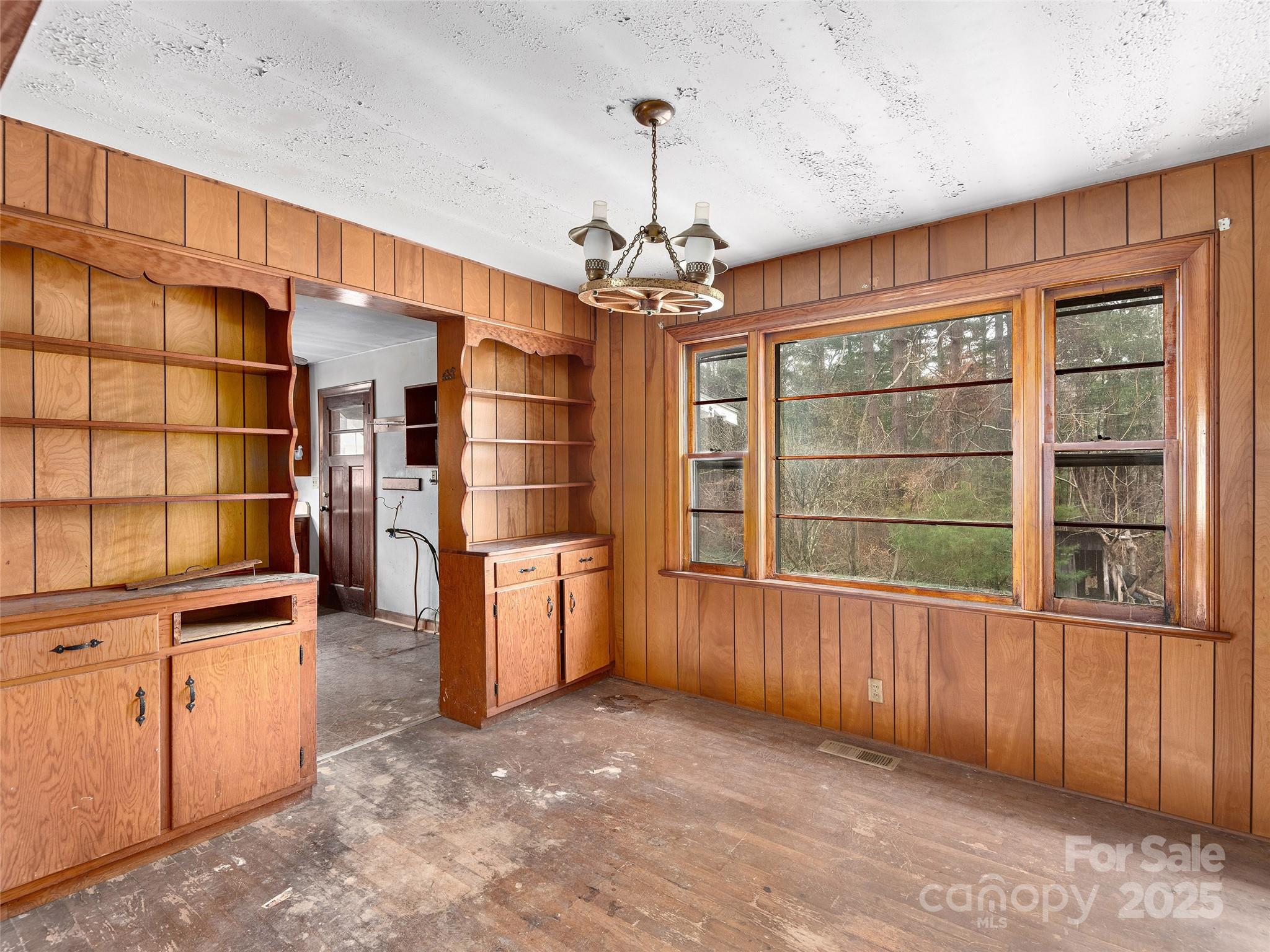360 Lower Grassy Branch Road