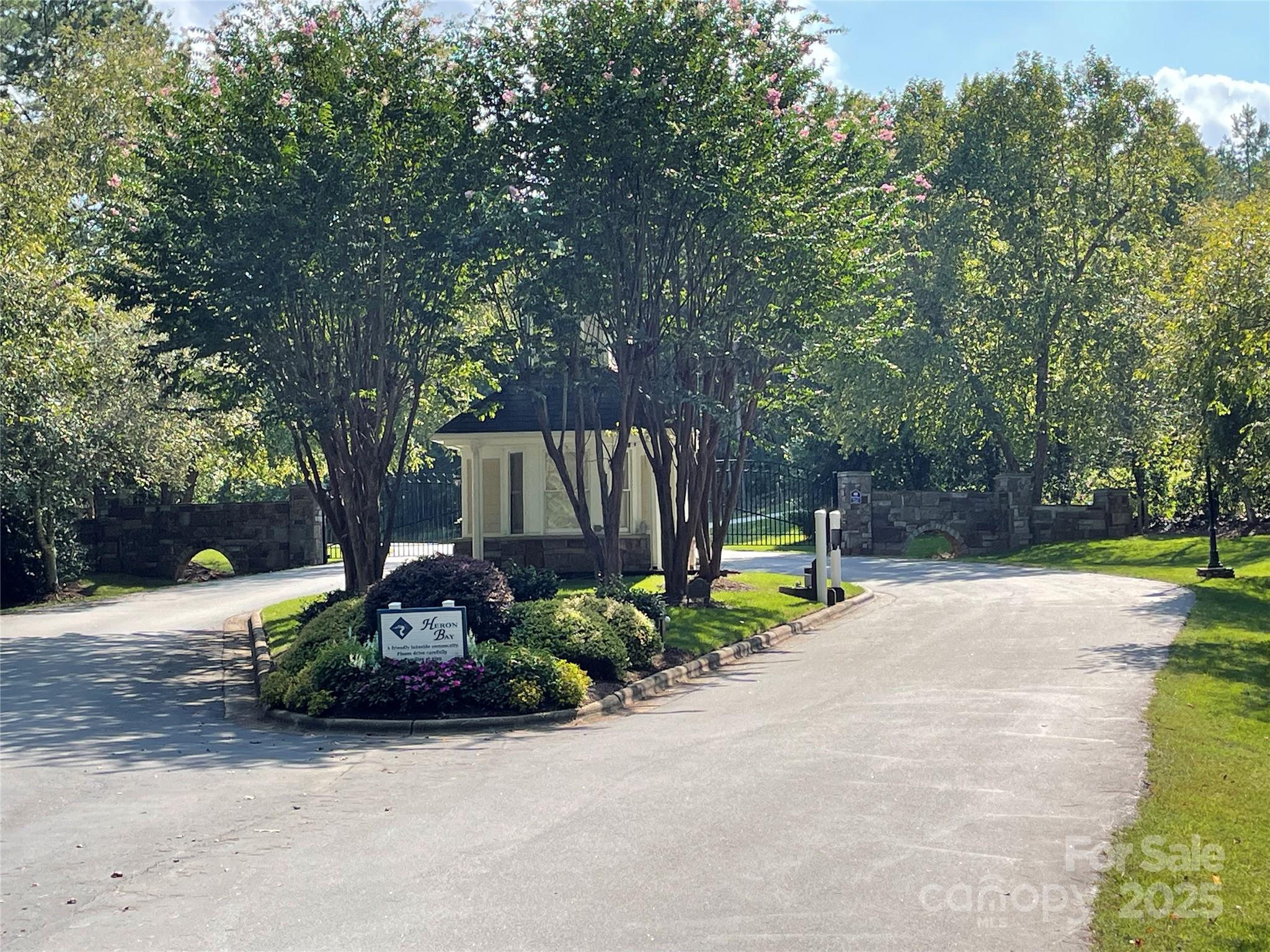 Heron Bay - Land