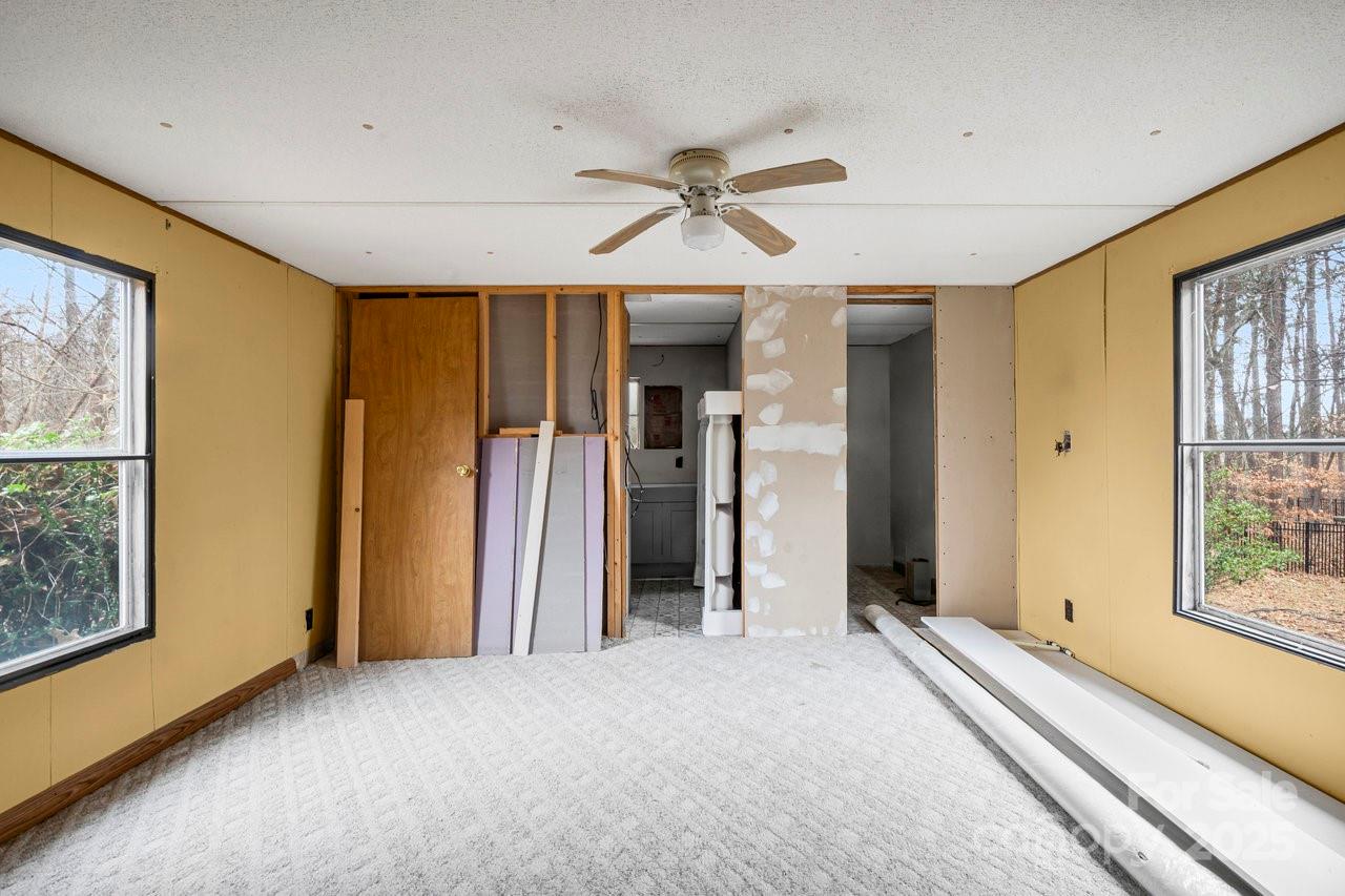 136 Hotrod Hill Lane