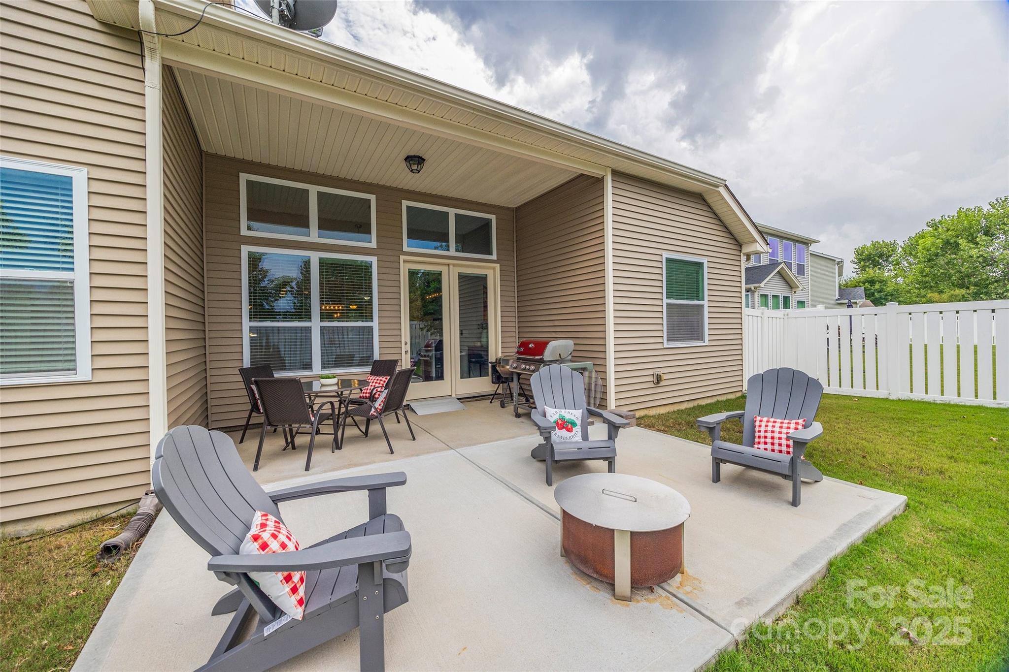 Kings Grove - Residential