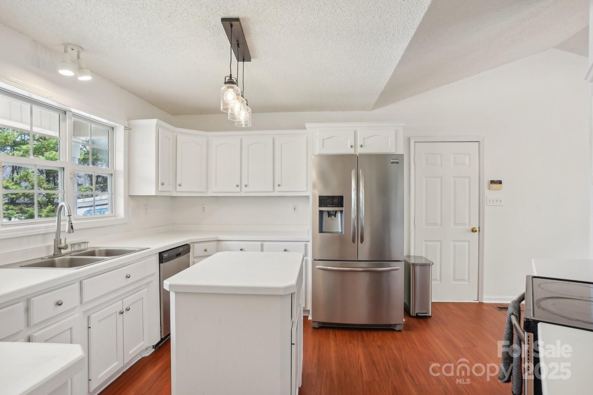 Highland Creek - Residential