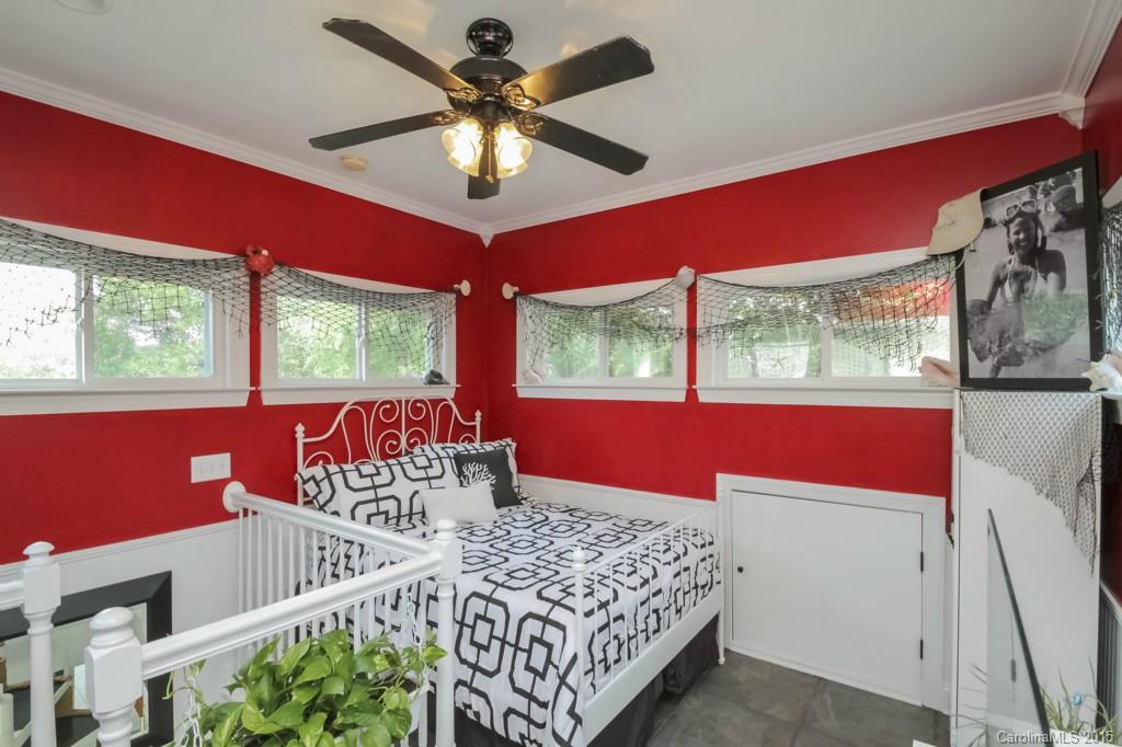 Commodore Peninsula - Residential