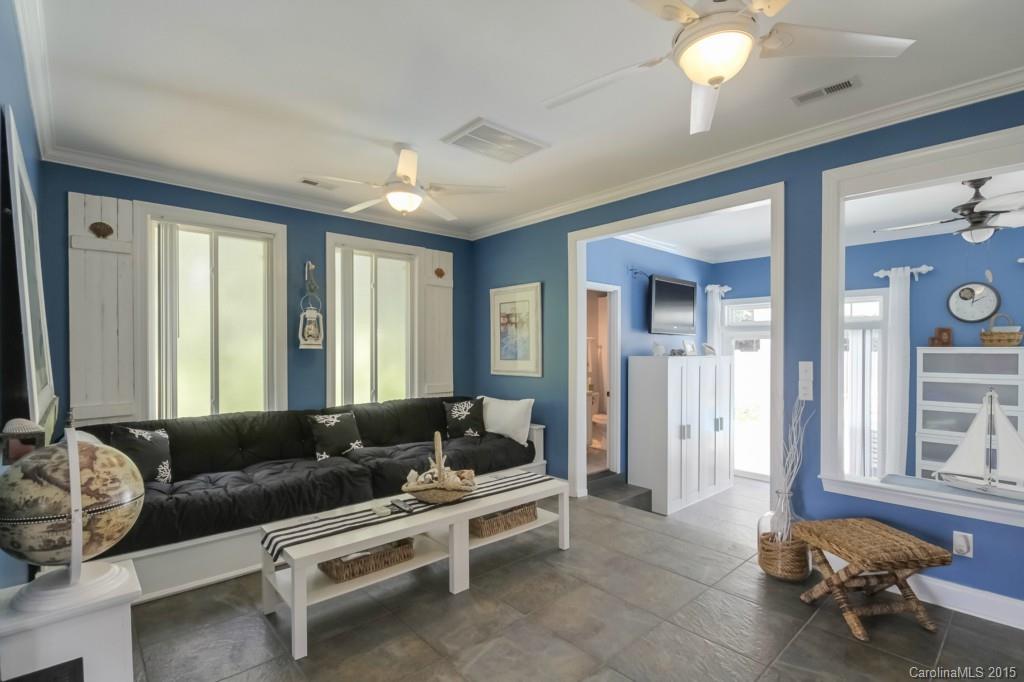 Commodore Peninsula - Residential