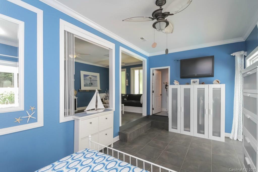 Commodore Peninsula - Residential