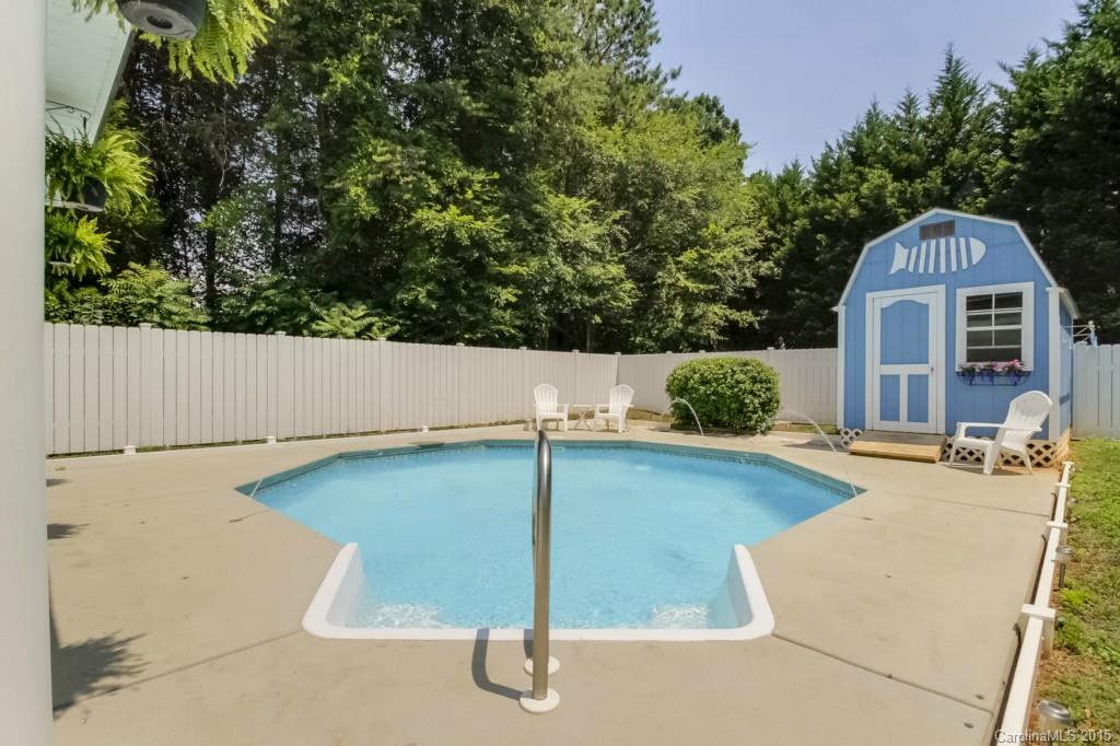 Commodore Peninsula - Residential