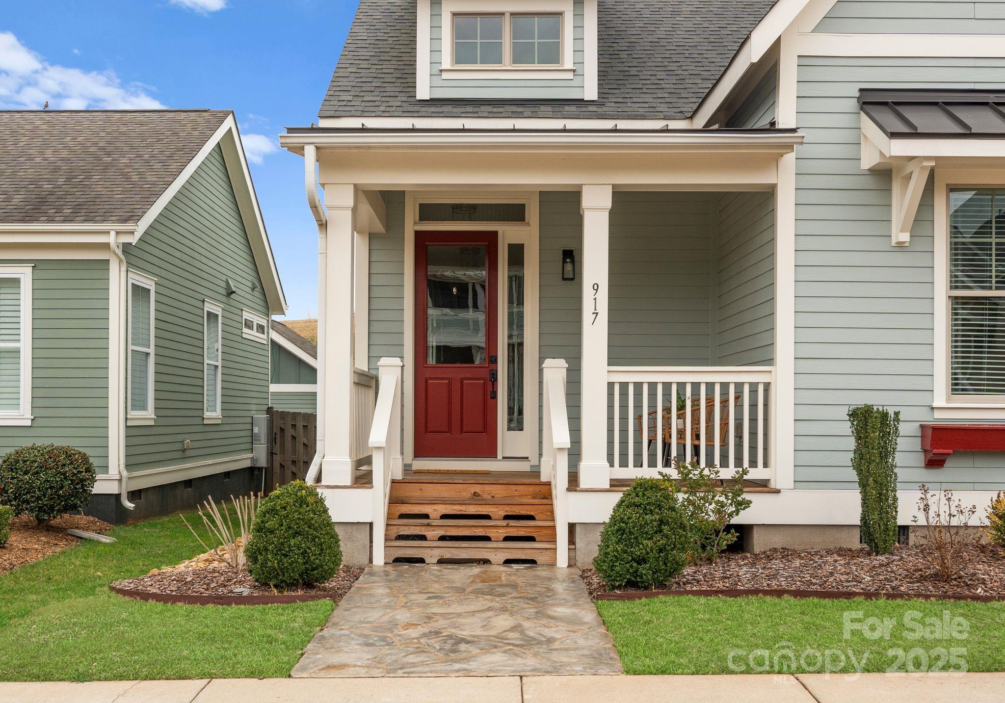 917 Herrons Ferry Road