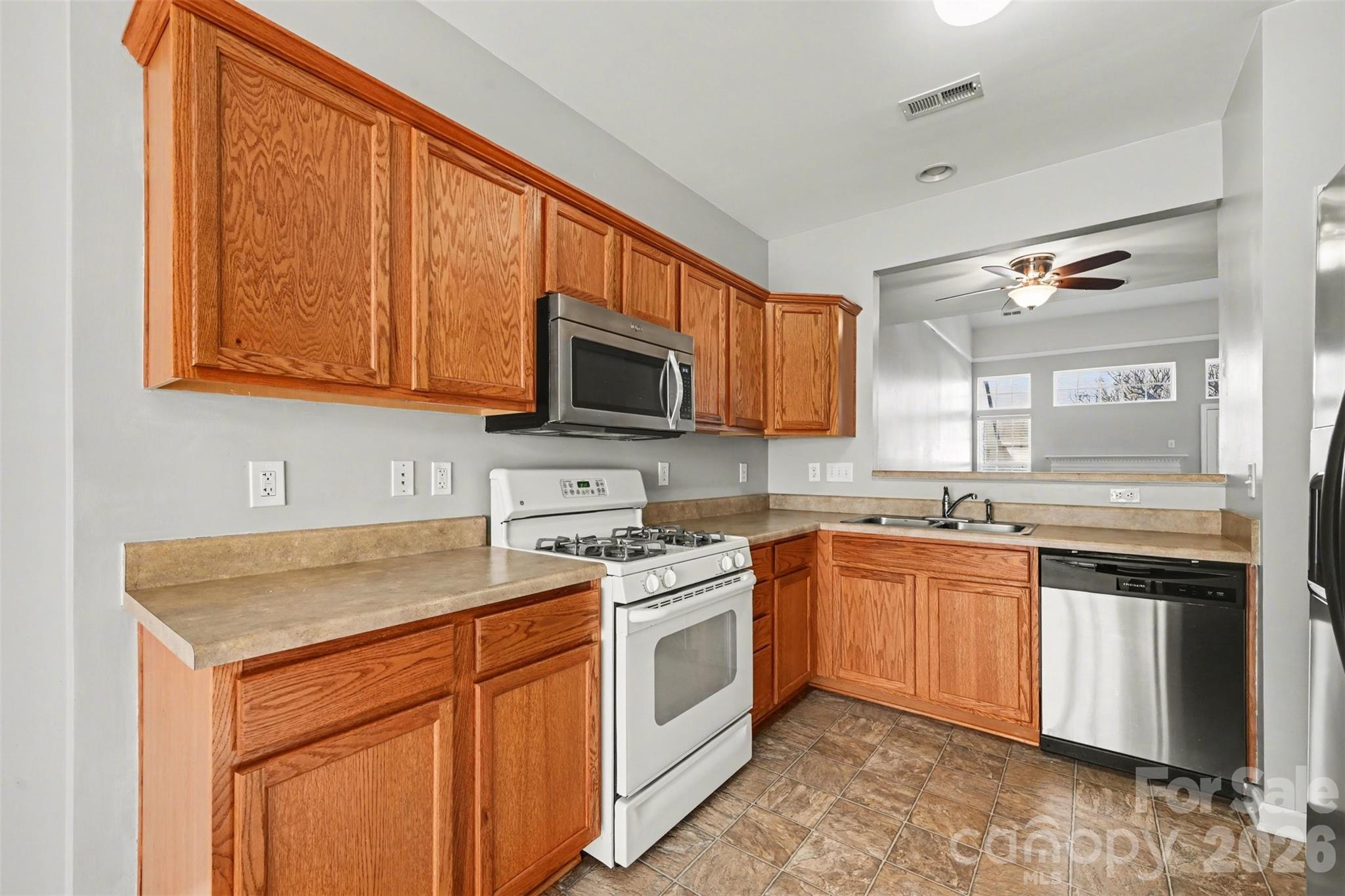 Fairway Townes - Residential