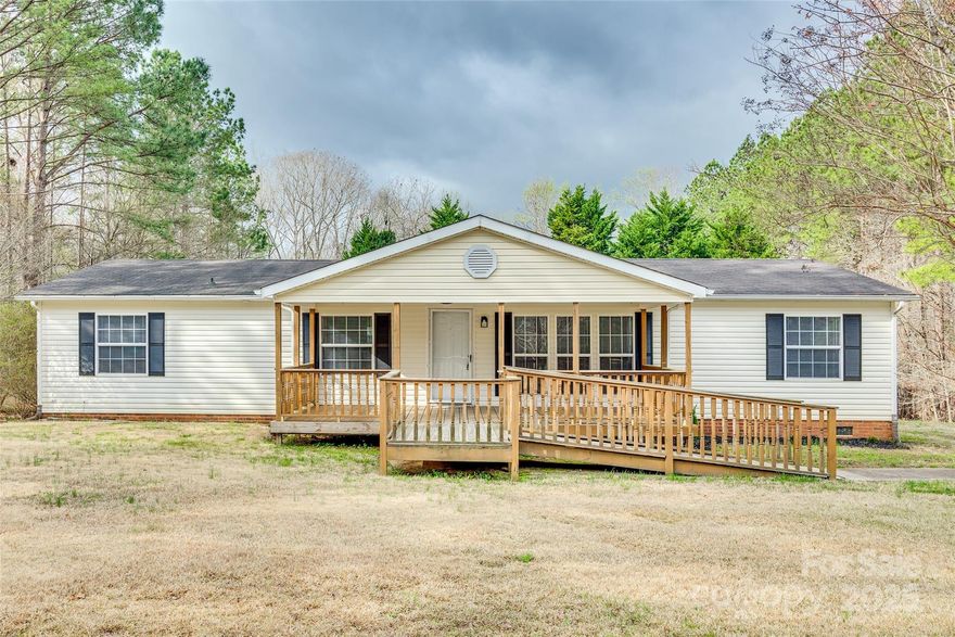 Welcome to 3924 Ernandez Road in Richburg, SC! This charming 3-bedroom, 2-bathroom home sits on a spacious 1.8-acre lot, offering the perfect blend of privacy and convenience. Inside, you'll find brand-new flooring and fresh paint throughout, creating a bright and inviting atmosphere. The home is completely move-in ready and includes all appliances, making your transition seamless. Enjoy the peaceful country setting while still being within easy reach of major highways, shopping, and dining. Don't miss this opportunity—schedule your showing today!