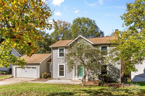 A home in Pineville