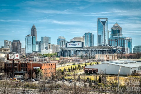 Photo of 1101 W 1st Street #211, Charlotte, NC 28202 (MLS # 4421311)
