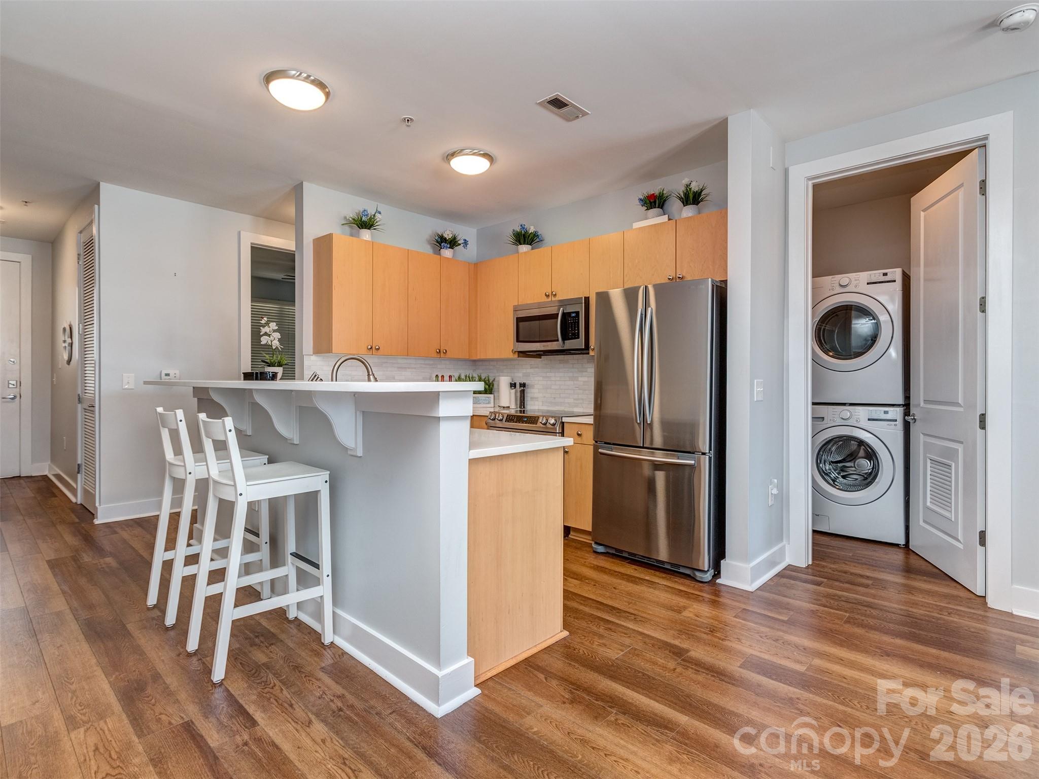 1101 W 1st Street 211