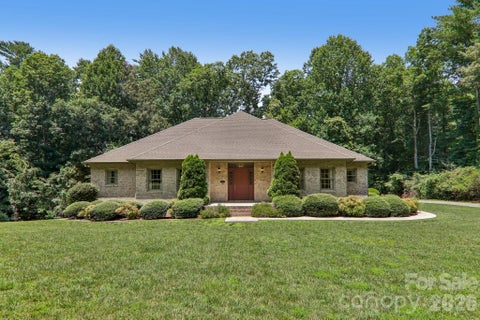 Photo of 208 Arbor Lane, Hendersonville, NC 28791 (MLS # 4397976)