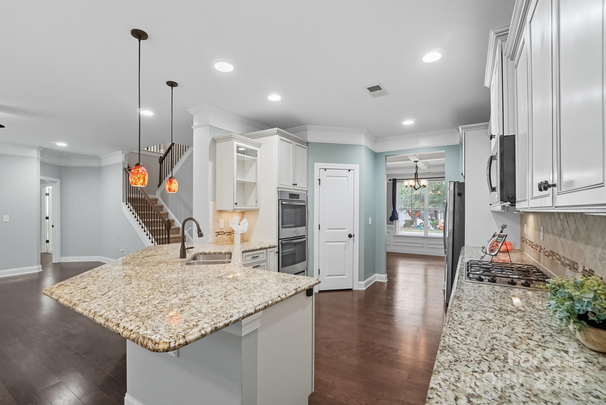 Lake Ridge - Residential