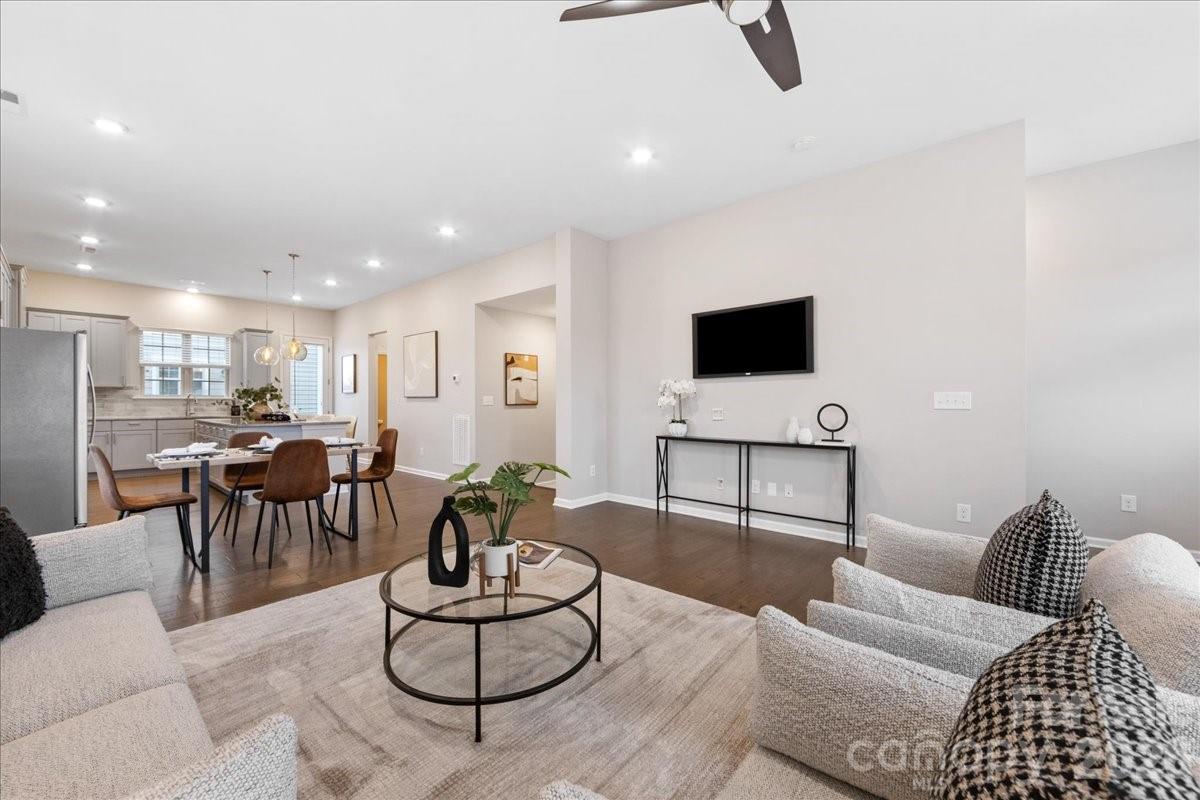 Hadley at Arrowood Station - Residential